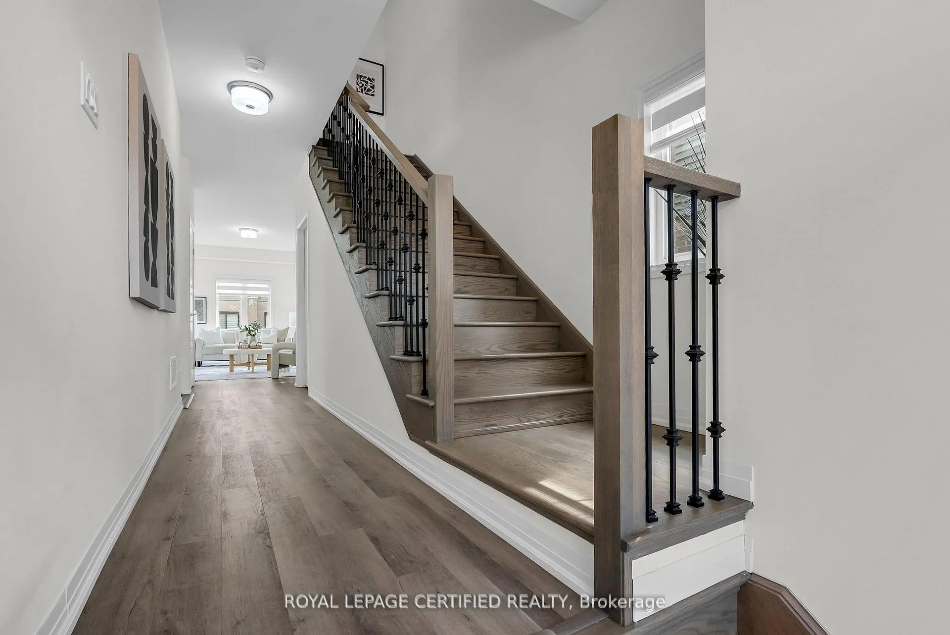 Photo 9 of 16 Dennis Avenue, Brantford — HOMEH