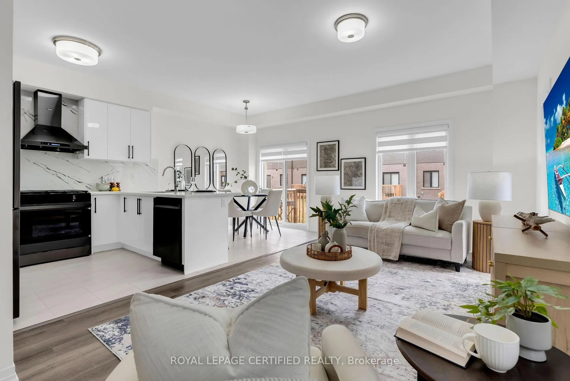 Photo 10 of 16 Dennis Avenue, Brantford — HOMEH