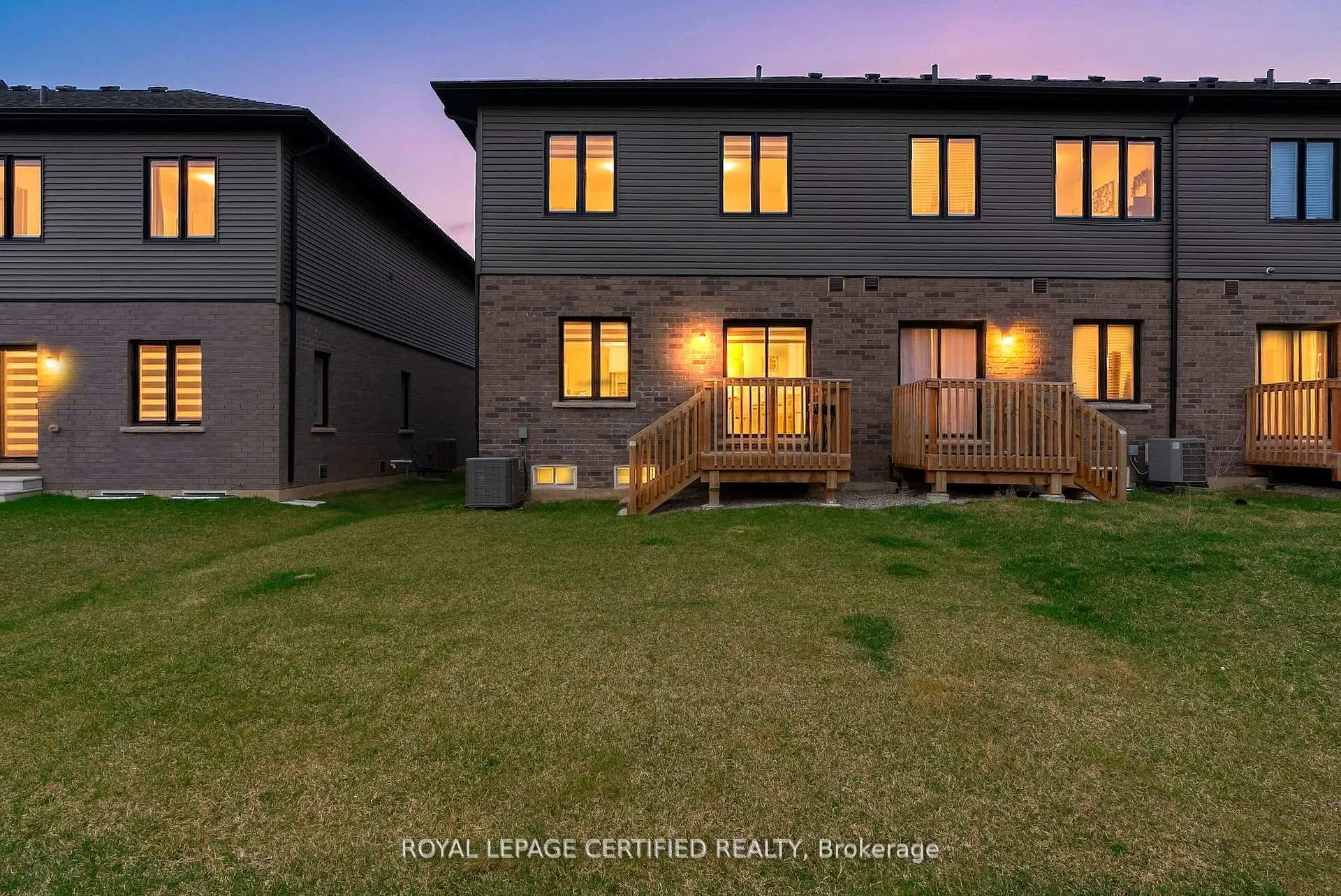 Photo 45 of 16 Dennis Avenue, Brantford — HOMEH