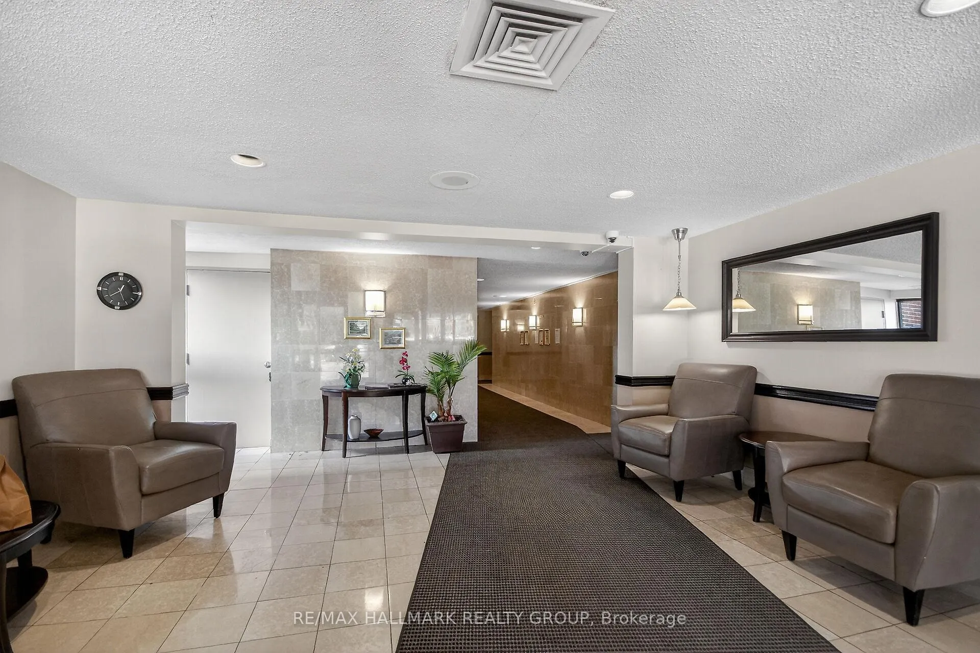 Photo 3 of Unit 203, 1505 Baseline Road, Ottawa, Copeland Park — HOMEH