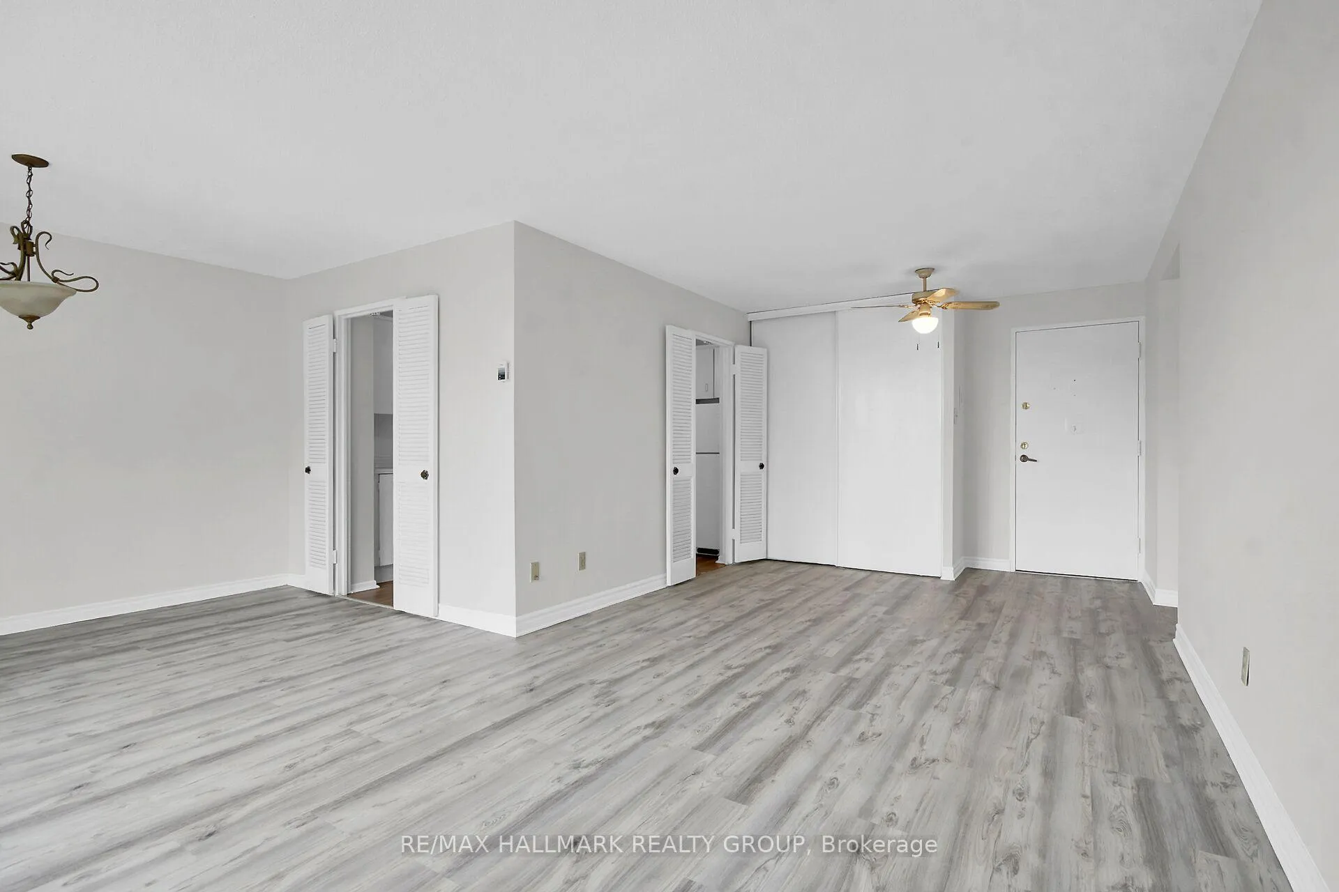 Photo 10 of Unit 203, 1505 Baseline Road, Ottawa, Copeland Park — HOMEH