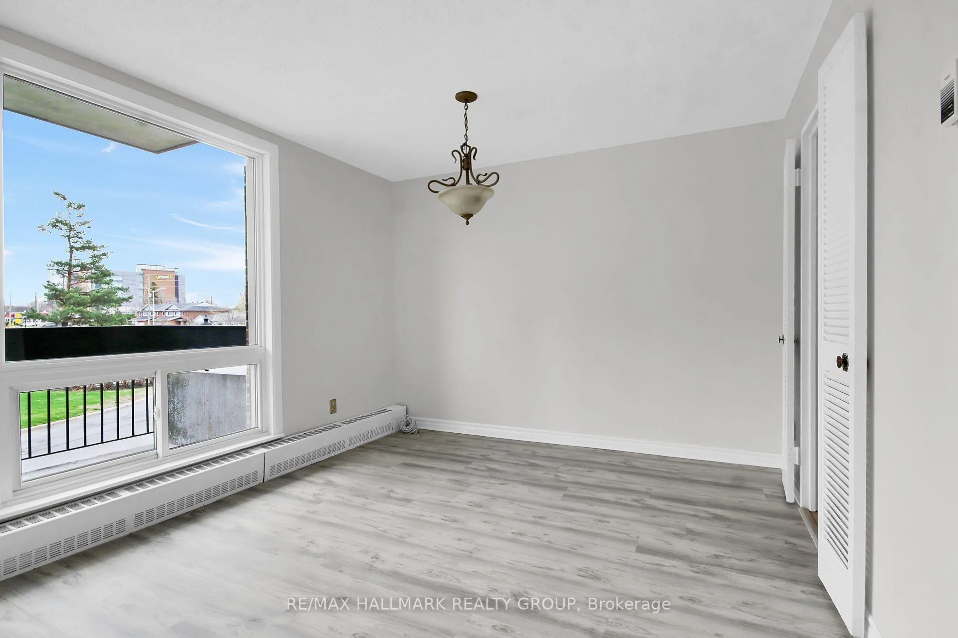 Photo 12 of Unit 203, 1505 Baseline Road, Ottawa, Copeland Park — HOMEH