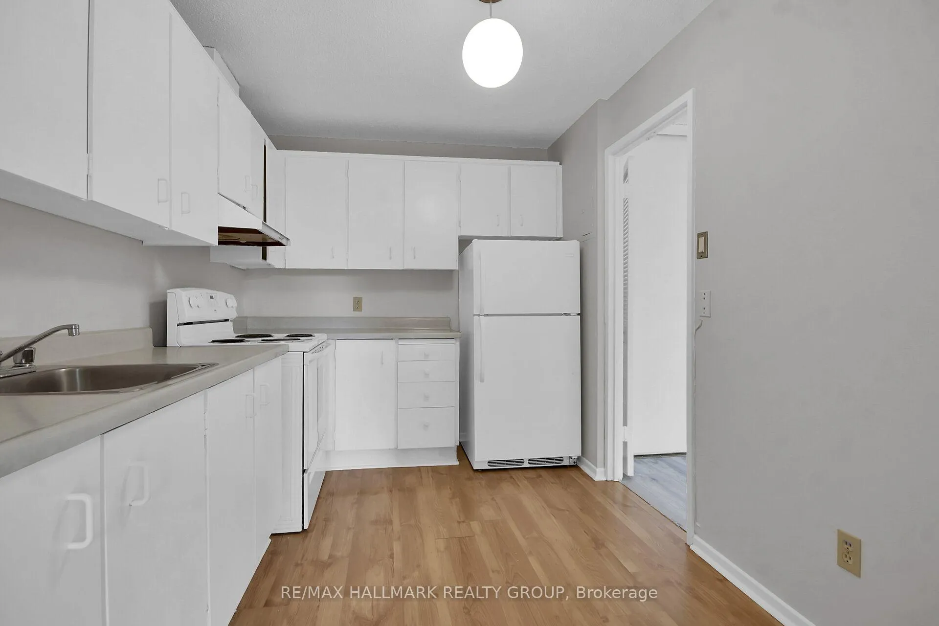 Photo 17 of Unit 203, 1505 Baseline Road, Ottawa, Copeland Park — HOMEH