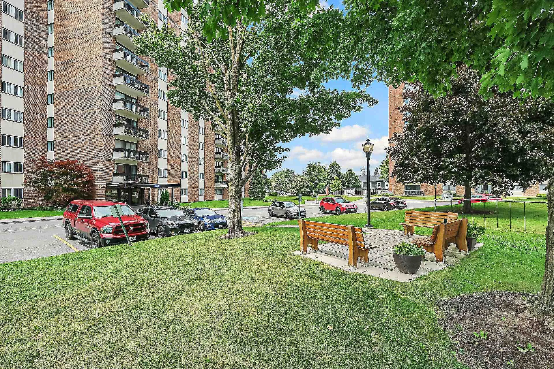 Photo 40 of Unit 203, 1505 Baseline Road, Ottawa, Copeland Park — HOMEH