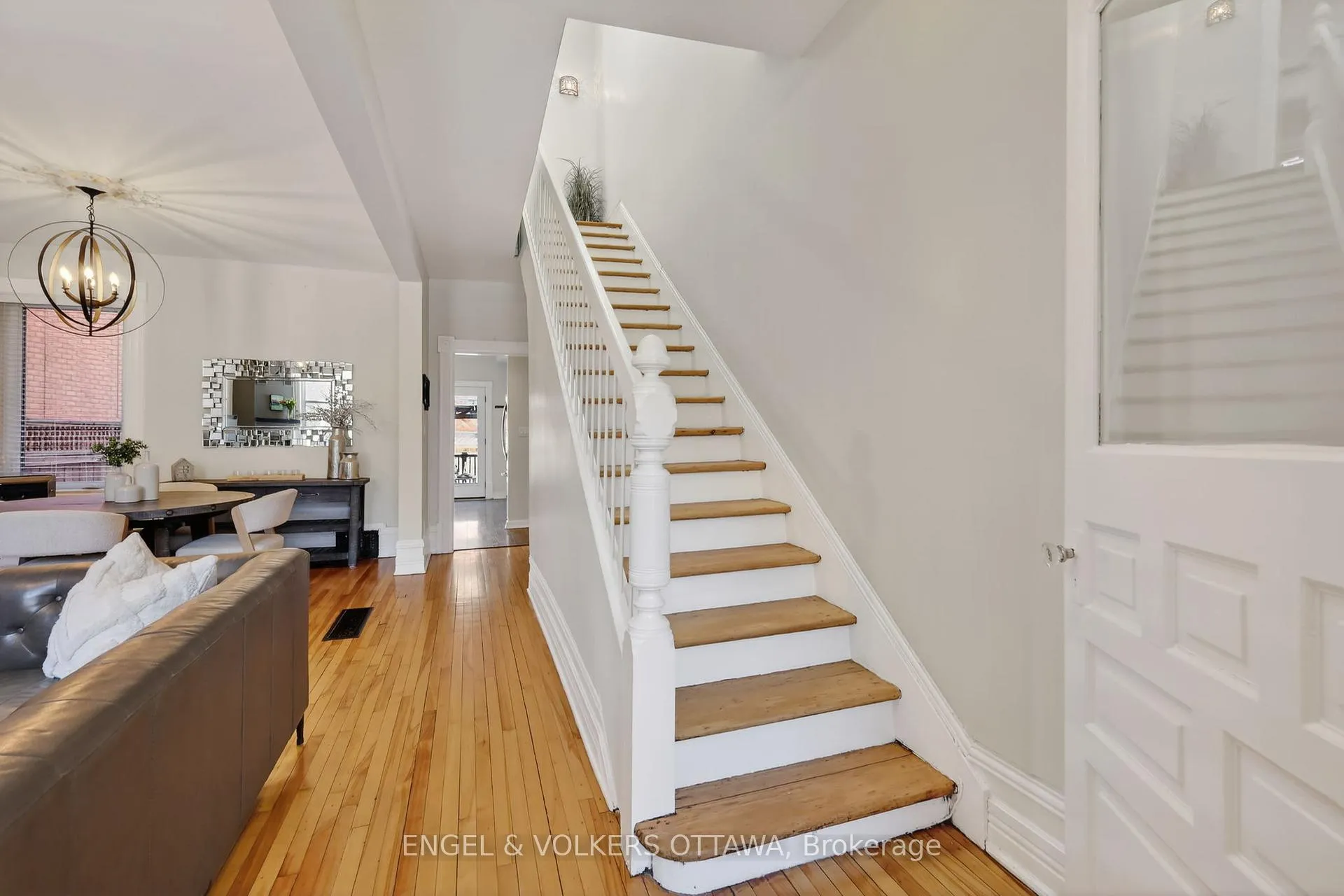 Photo 4 of 33 Fourth Avenue, Ottawa, Glebe — HOMEH