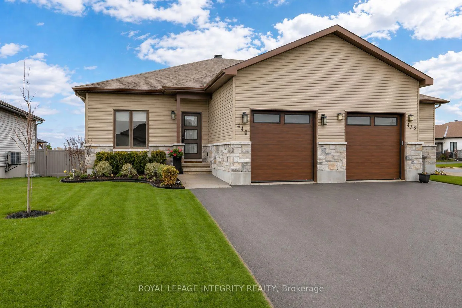 Photo 1 of 440 Arora Crescent, North Dundas, Winchester — HOMEH