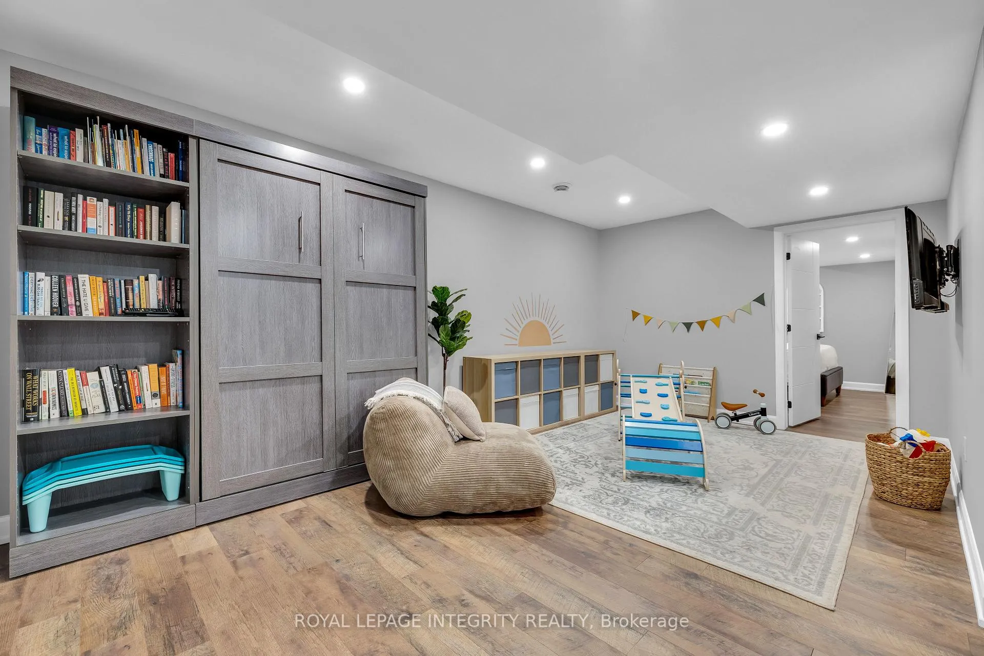Photo 27 of 440 Arora Crescent, North Dundas, Winchester — HOMEH