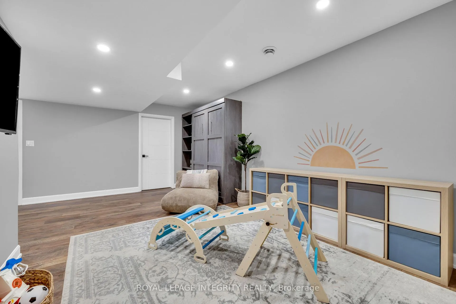 Photo 28 of 440 Arora Crescent, North Dundas, Winchester — HOMEH