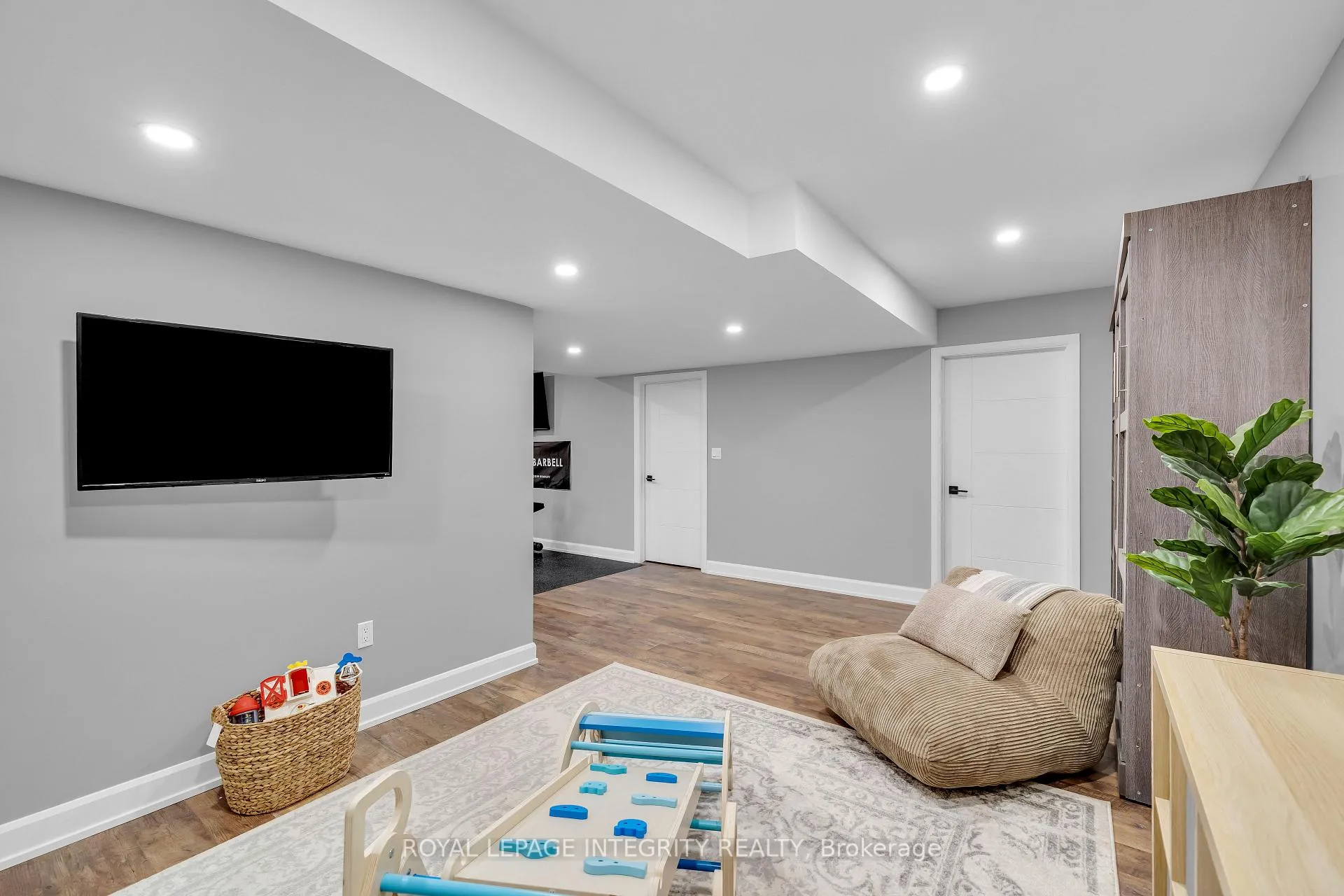 Photo 29 of 440 Arora Crescent, North Dundas, Winchester — HOMEH
