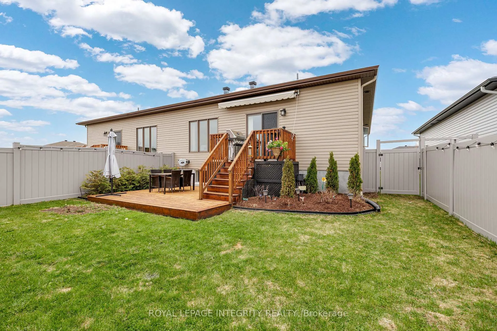 Photo 32 of 440 Arora Crescent, North Dundas, Winchester — HOMEH