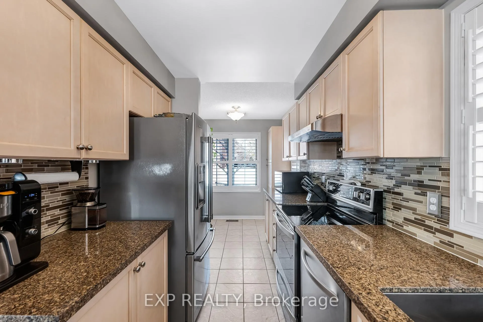 Photo 11 of 45 Sandlewood Court, Aurora, Bayview Wellington — HOMEH