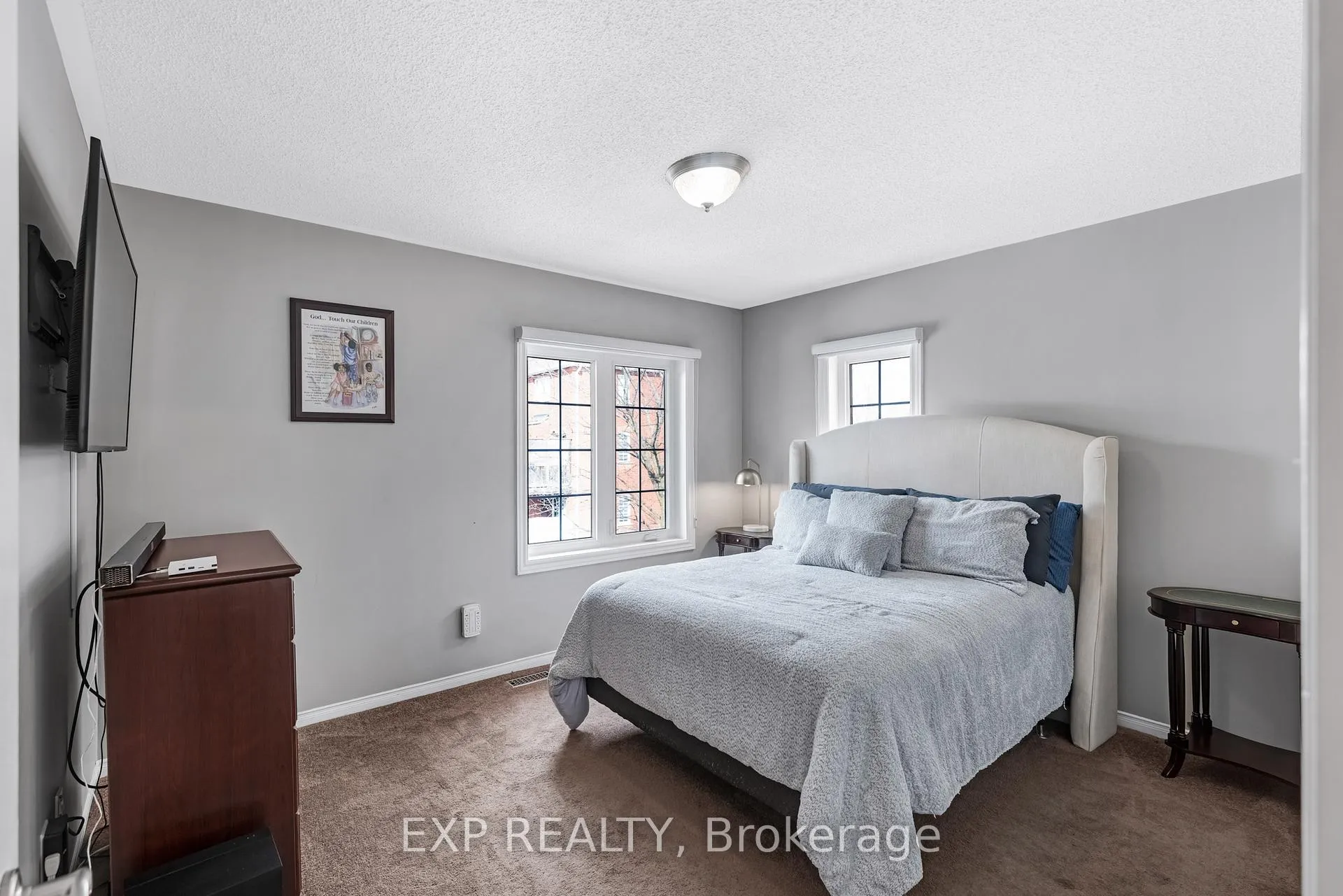Photo 24 of 45 Sandlewood Court, Aurora, Bayview Wellington — HOMEH