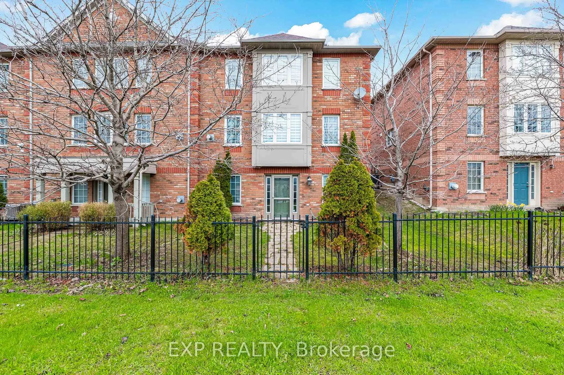 Photo 34 of 45 Sandlewood Court, Aurora, Bayview Wellington — HOMEH