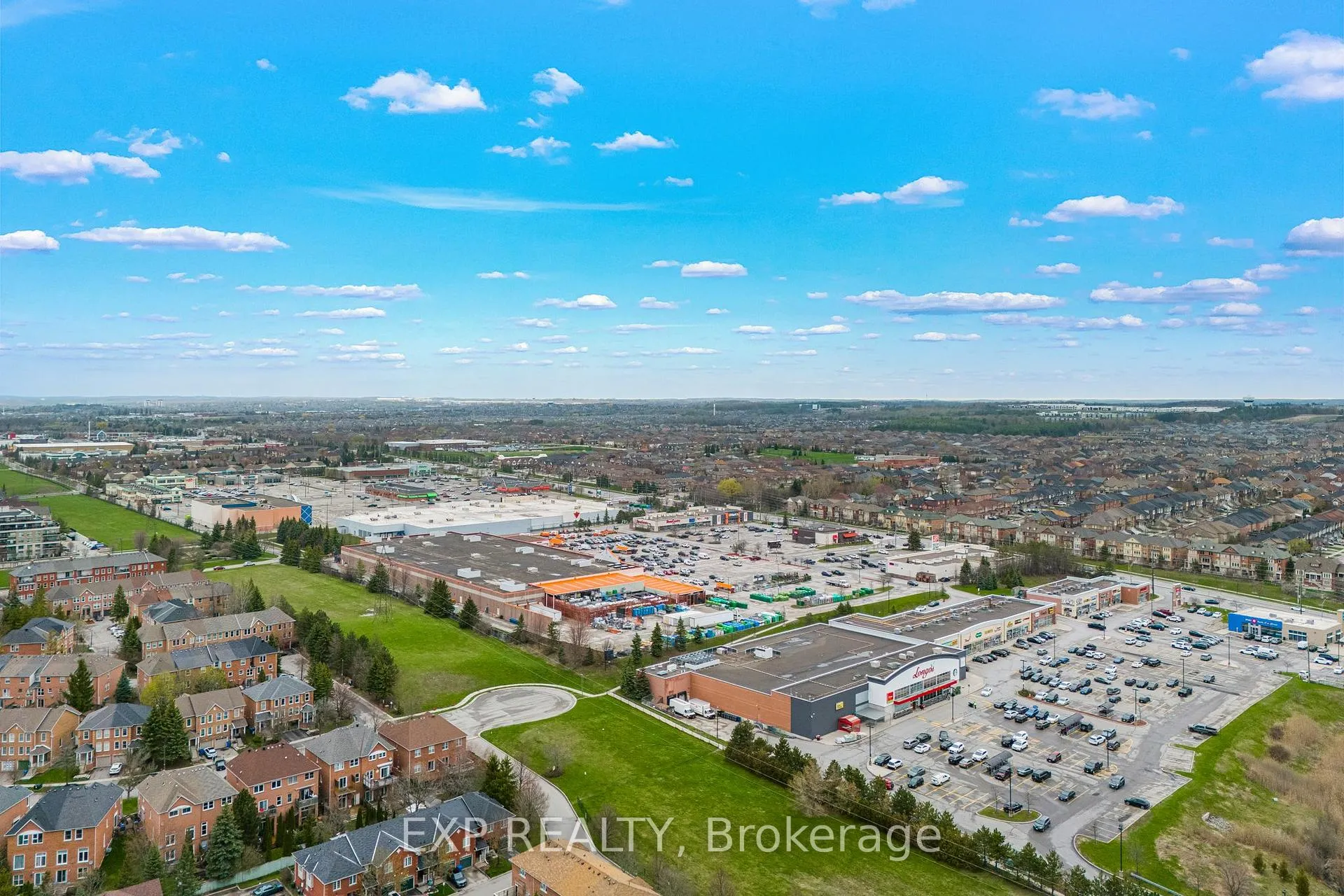 Photo 35 of 45 Sandlewood Court, Aurora, Bayview Wellington — HOMEH