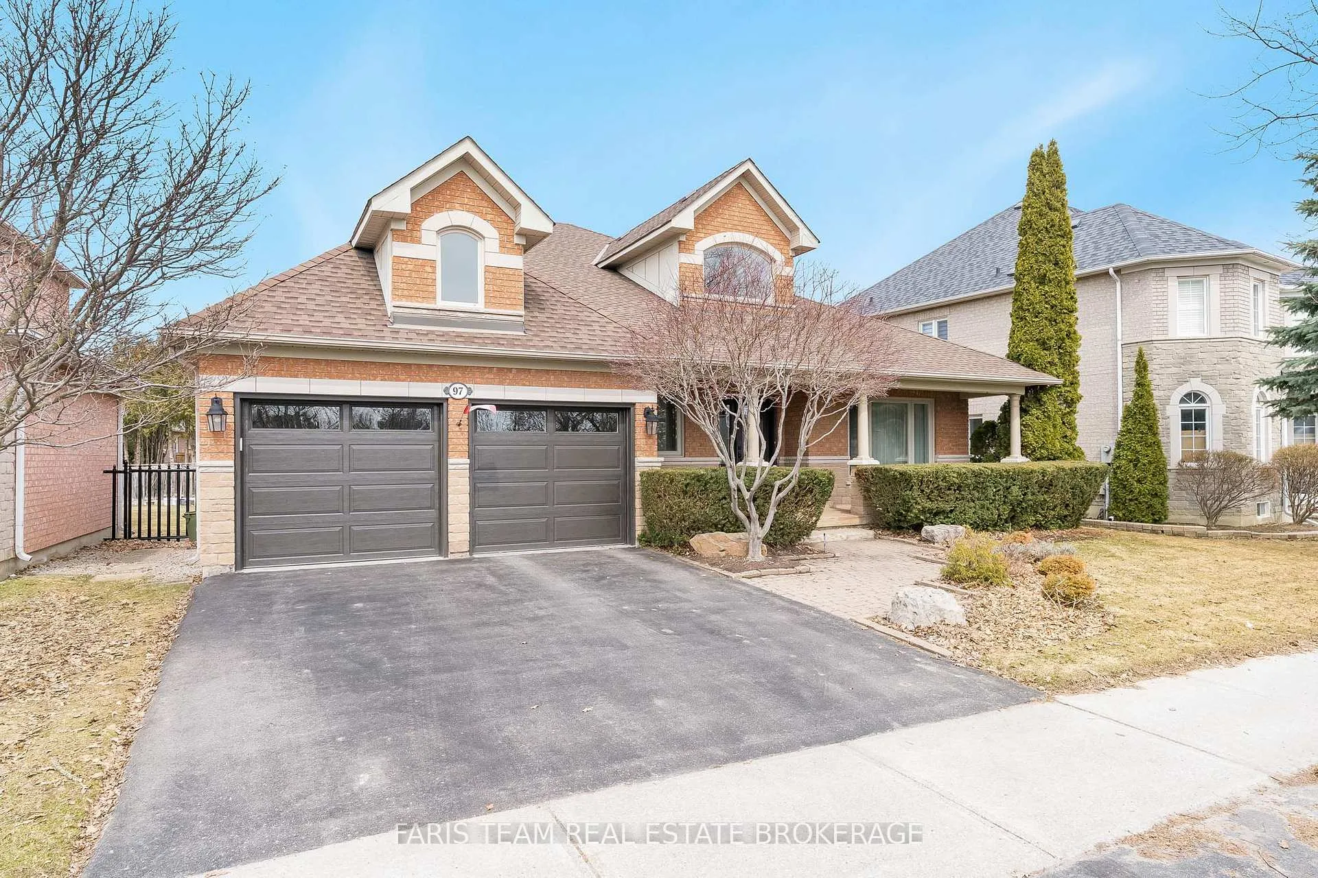 Photo 5 of 97 Rouge Bank Drive, Markham, Legacy — HOMEH