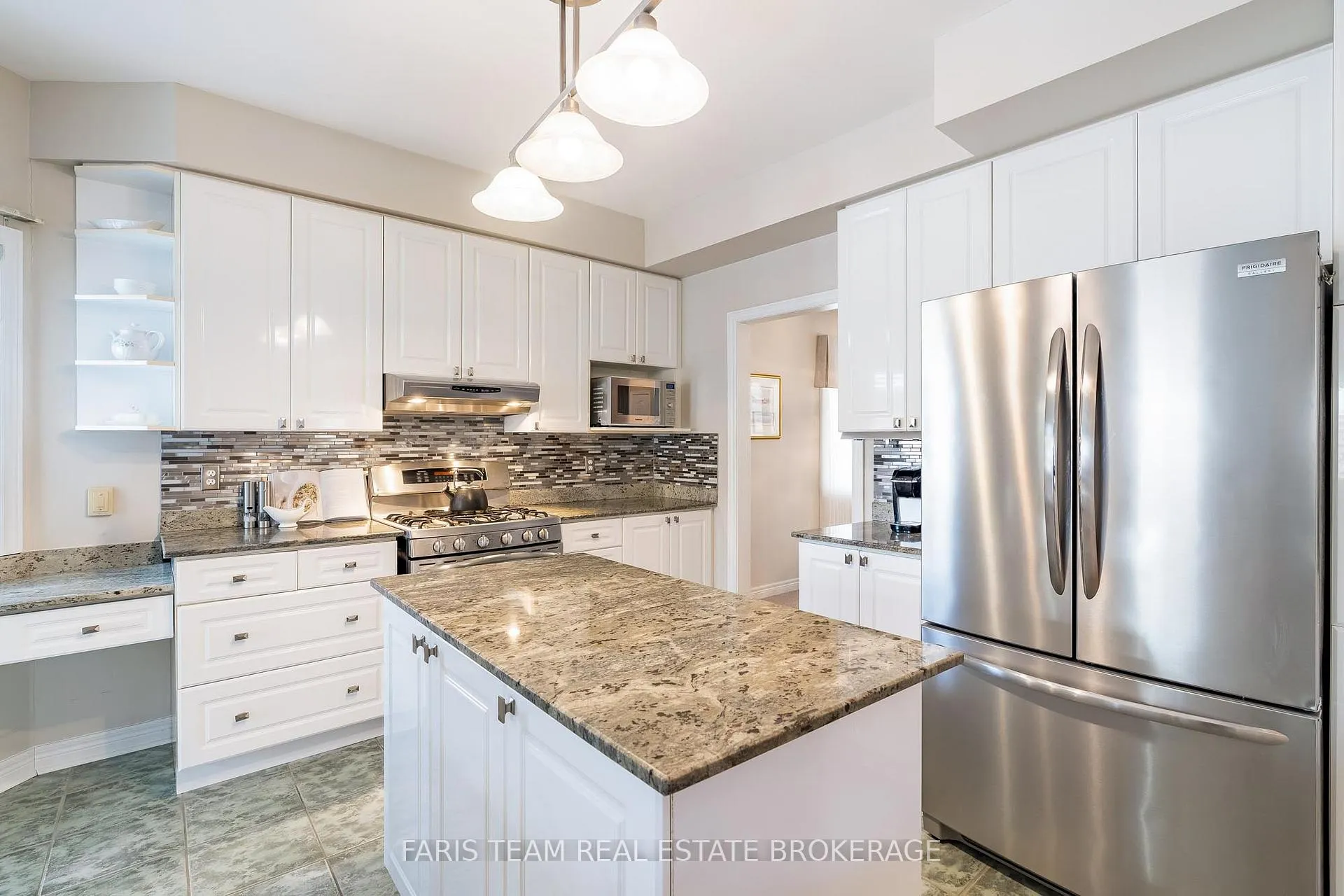 Photo 10 of 97 Rouge Bank Drive, Markham, Legacy — HOMEH