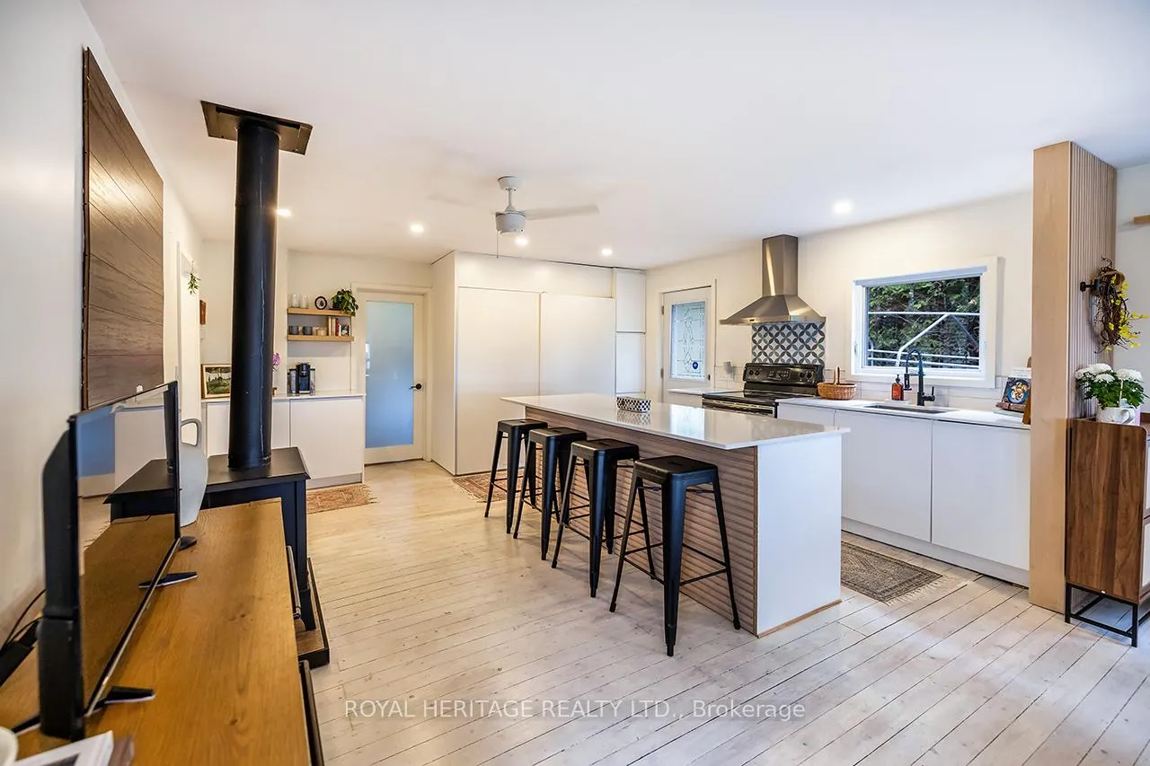 Photo 12 of 5139 Halstead Beach Rd 275, Hamilton Township, Rural Hamilton — HOMEH