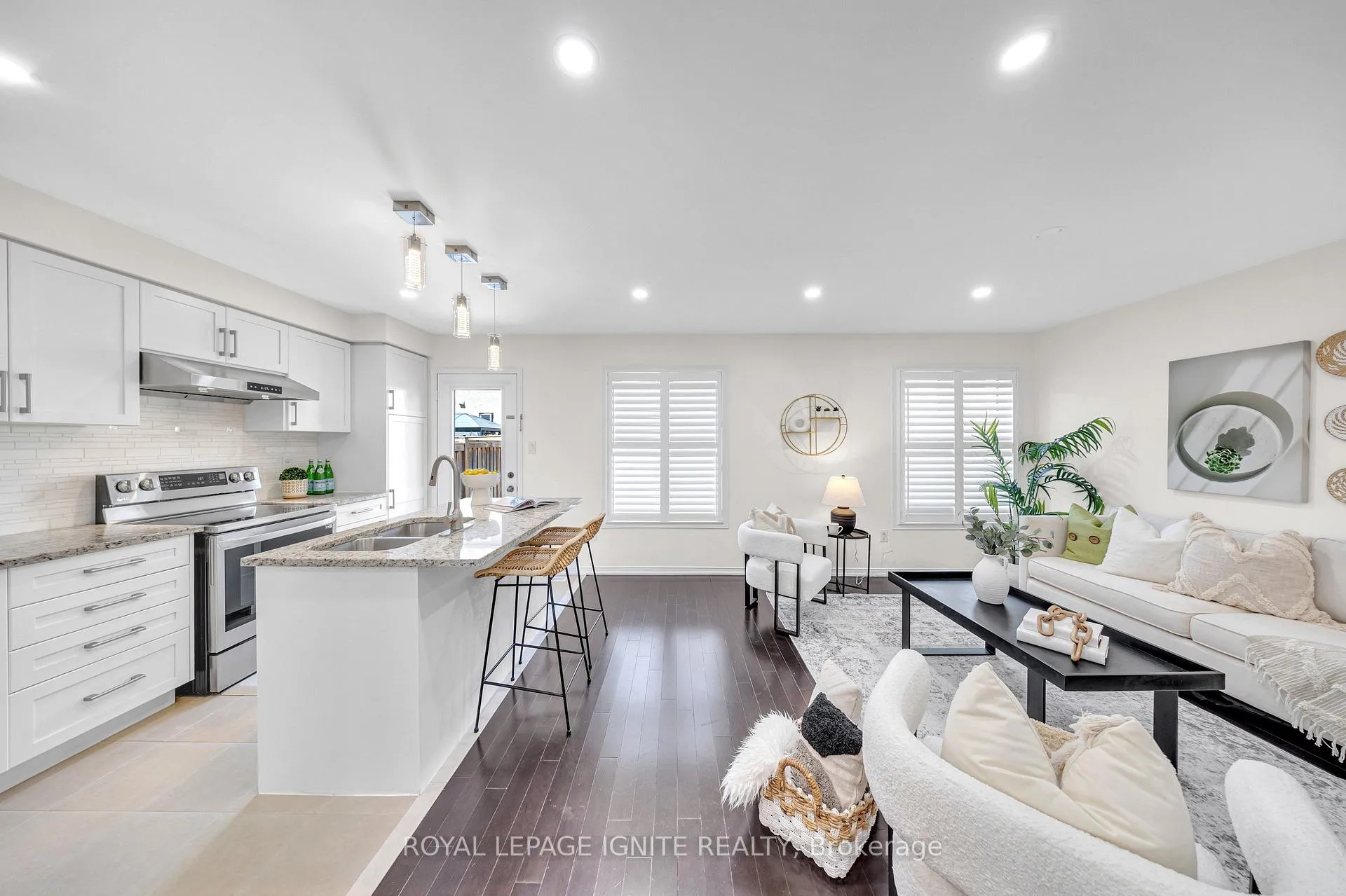 Photo 8 of 43 Headon Avenue, Ajax, Central East — HOMEH