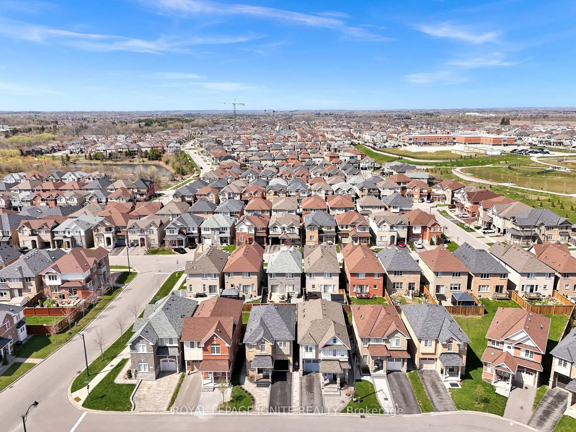 Photo 24 of 43 Headon Avenue, Ajax, Central East — HOMEH