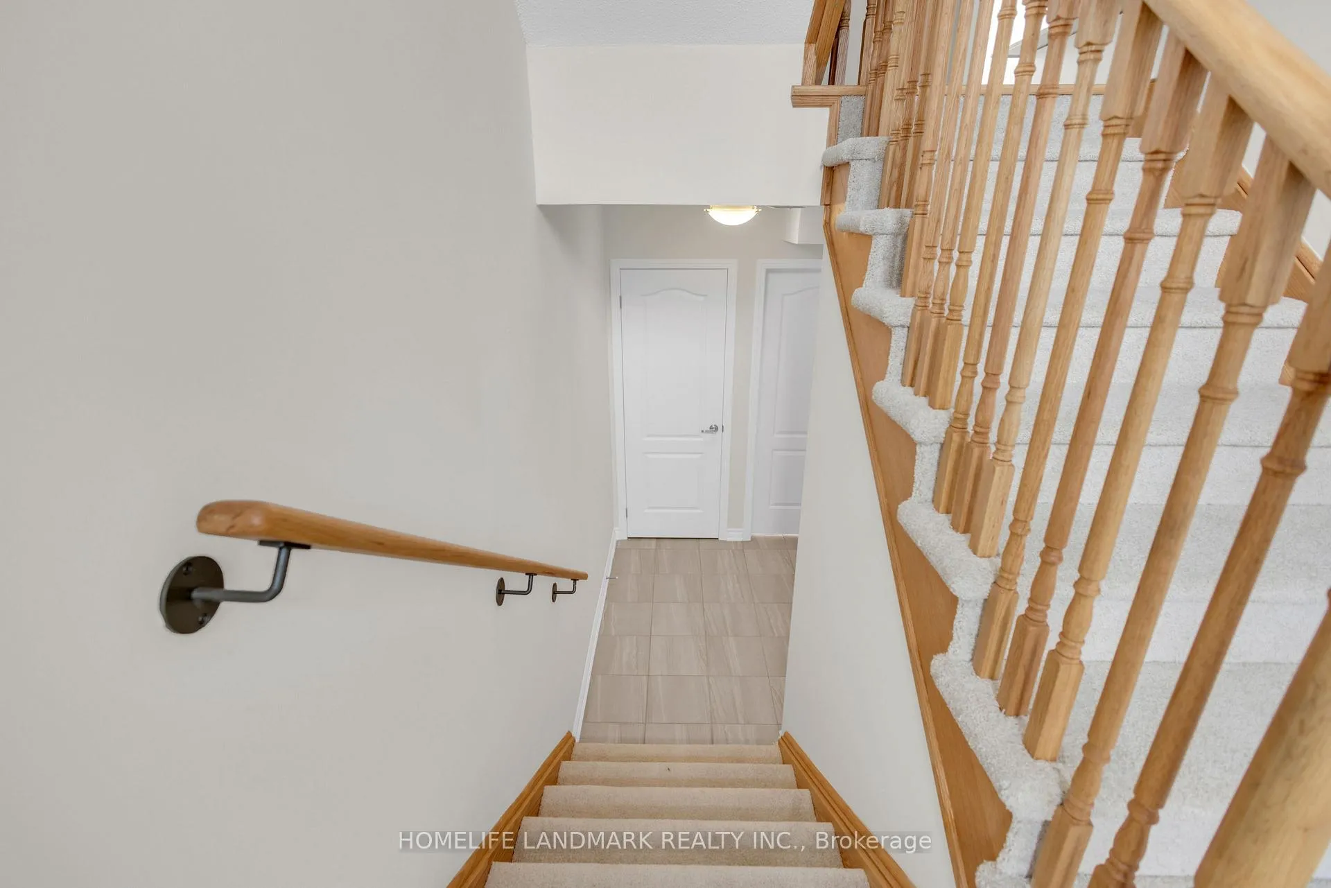 Photo 22 of 20 Lana Circle, Wasaga Beach — HOMEH