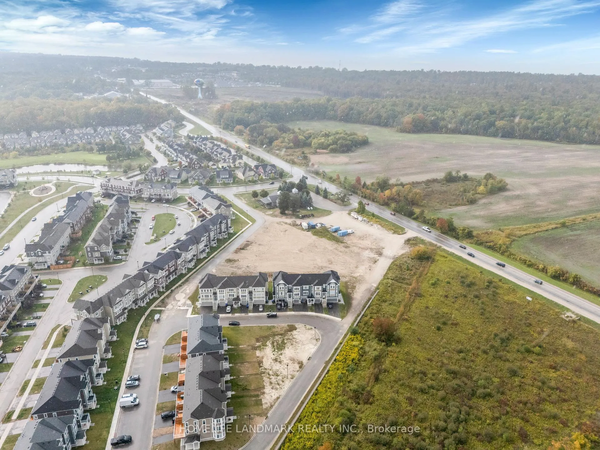 Photo 27 of 20 Lana Circle, Wasaga Beach — HOMEH