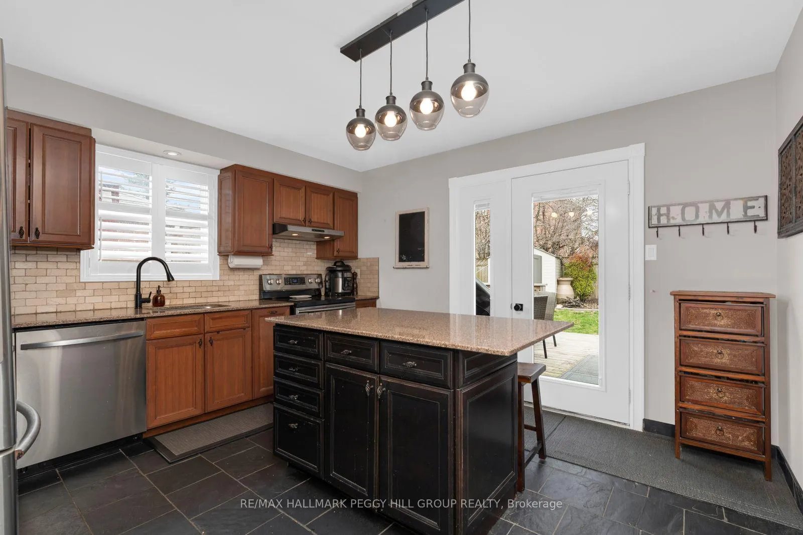 Photo 6 of 159 Benson Drive, Barrie, Northwest — HOMEH