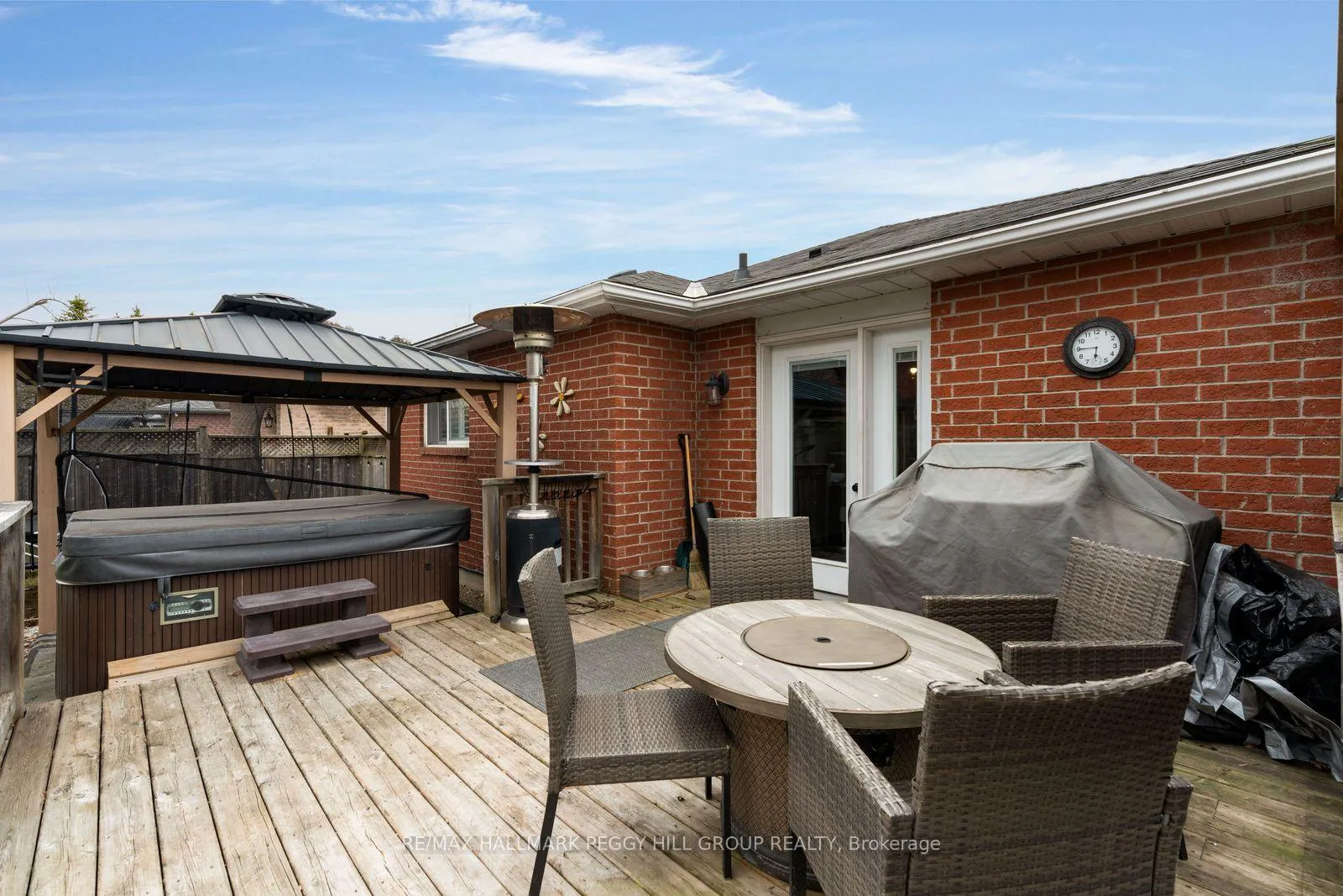 Photo 15 of 159 Benson Drive, Barrie, Northwest — HOMEH