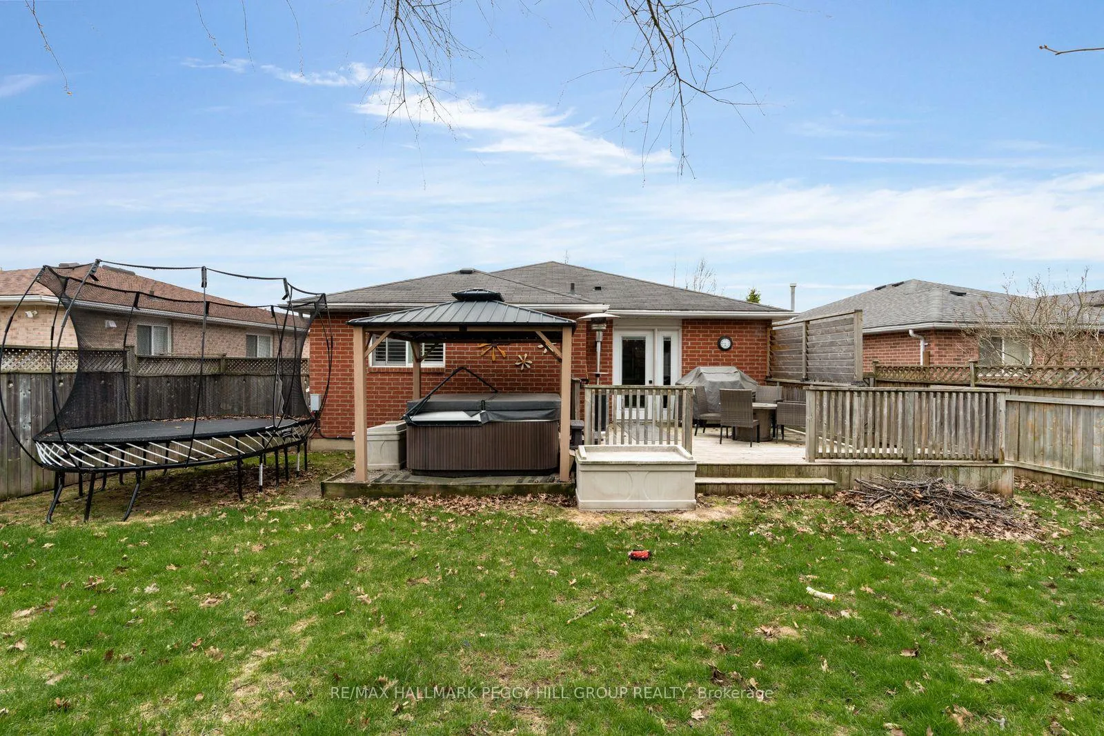 Photo 16 of 159 Benson Drive, Barrie, Northwest — HOMEH