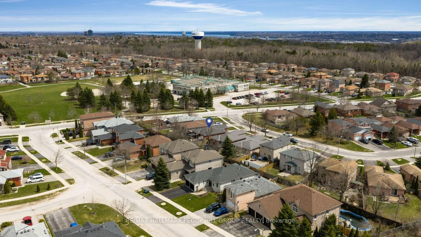 Photo 18 of 159 Benson Drive, Barrie, Northwest — HOMEH