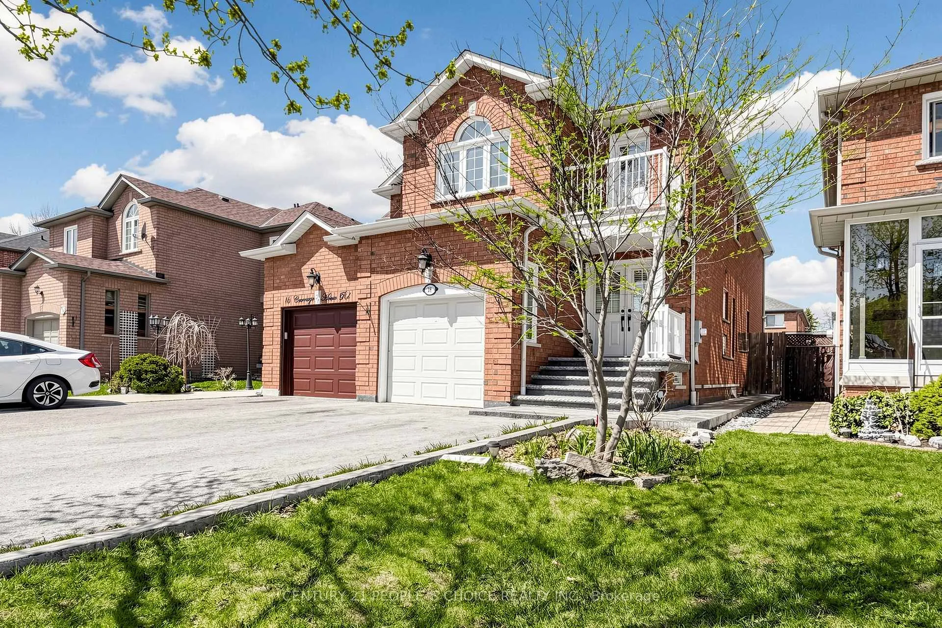 Photo 2 of 18 Carriage House Road, Caledon, Bolton East — HOMEH