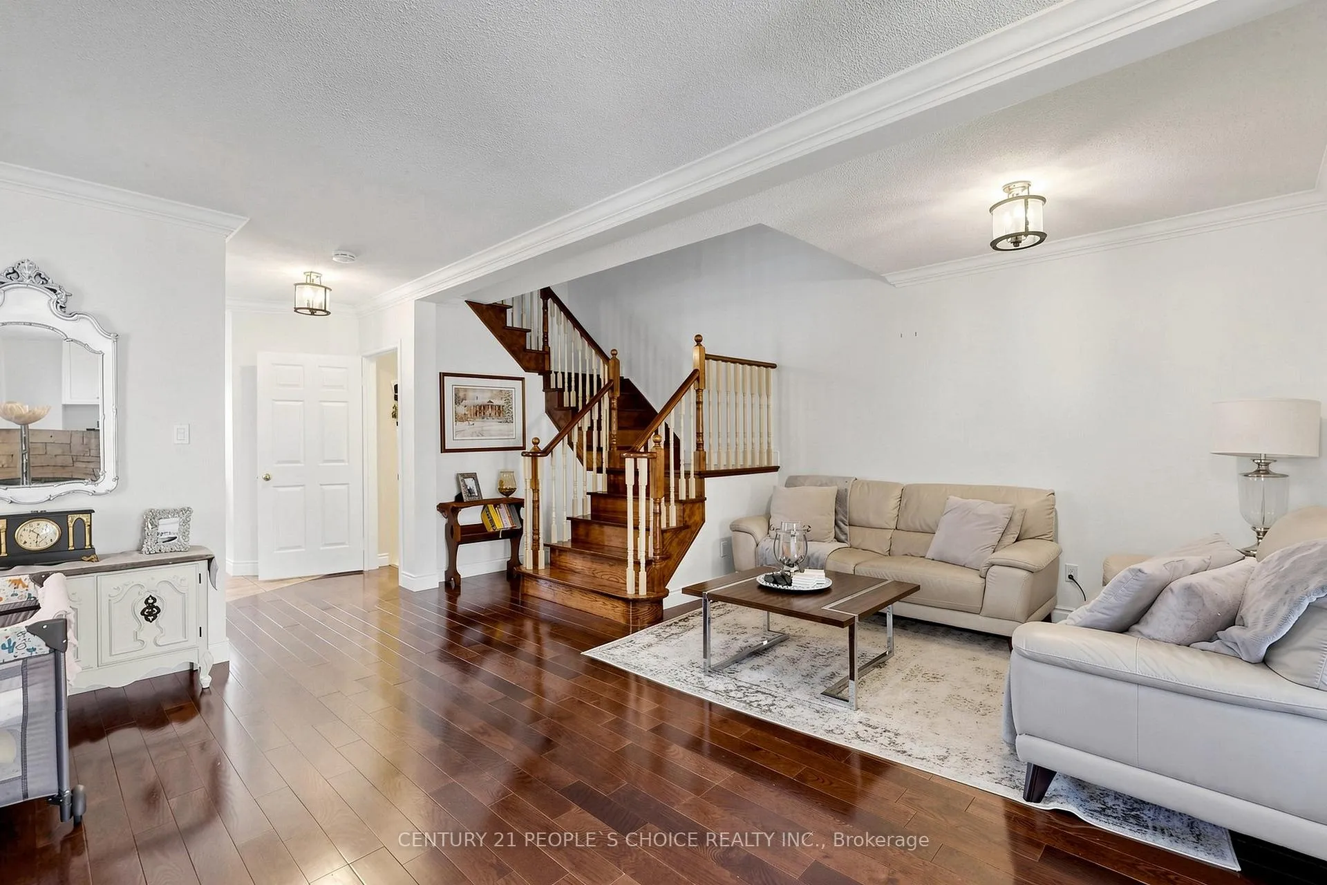 Photo 9 of 18 Carriage House Road, Caledon, Bolton East — HOMEH