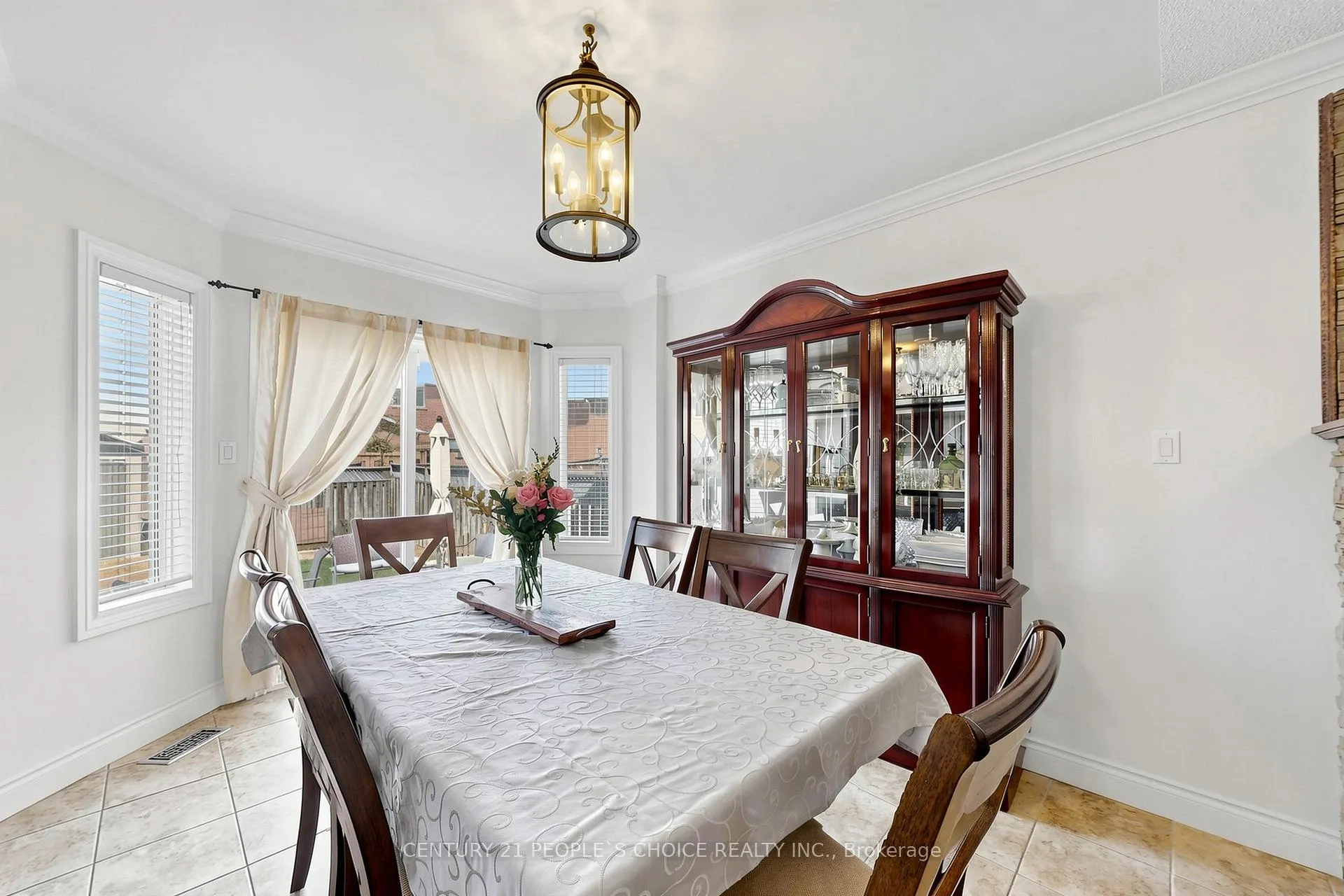 Photo 16 of 18 Carriage House Road, Caledon, Bolton East — HOMEH