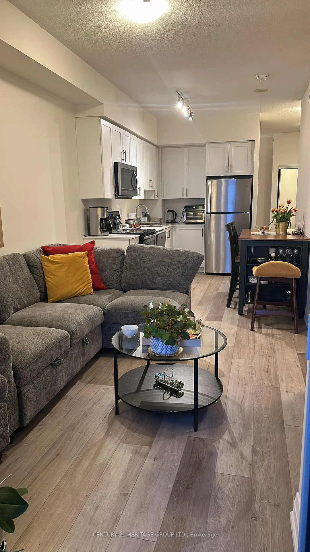 Photo 4 of Unit 812, 3600 Highway 7, Vaughan, Vaughan Corporate Centre — HOMEH