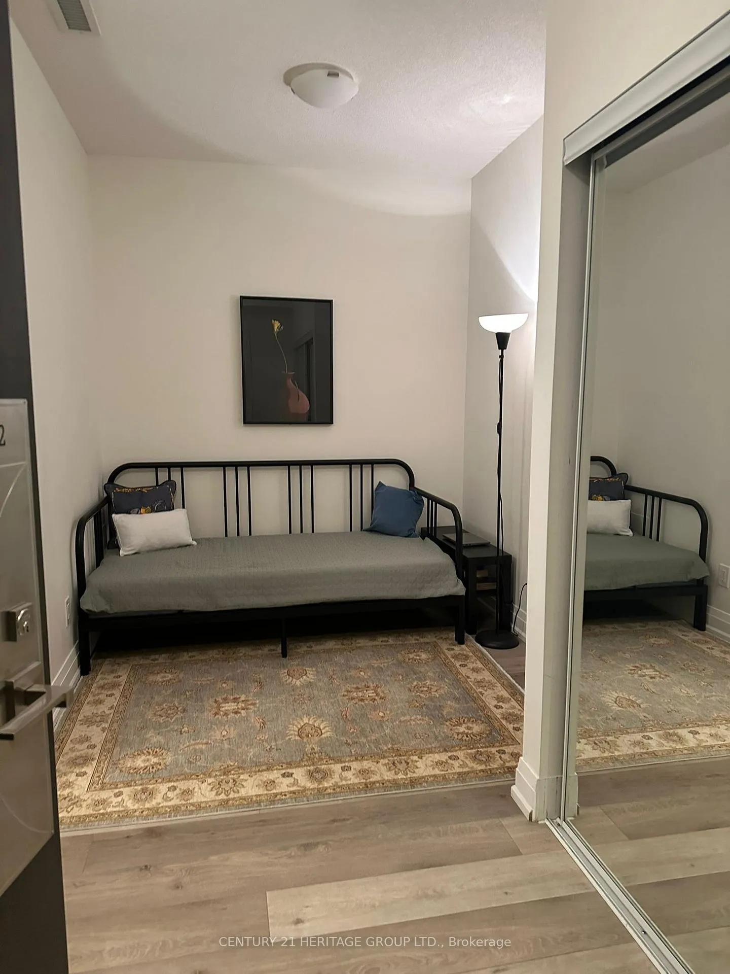 Photo 11 of Unit 812, 3600 Highway 7, Vaughan, Vaughan Corporate Centre — HOMEH