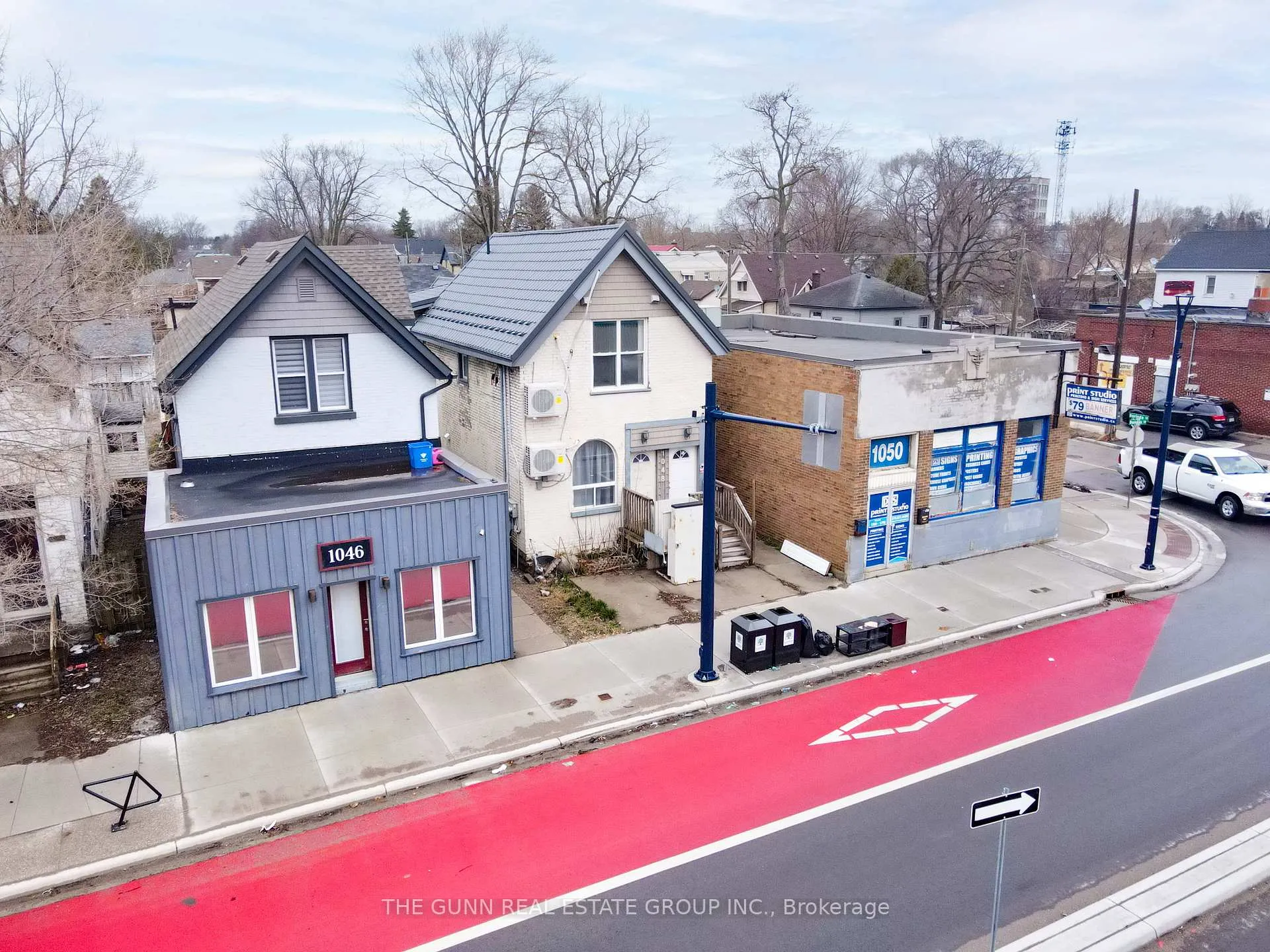 Photo 4 of 1048 Dundas Street, London, East G — HOMEH
