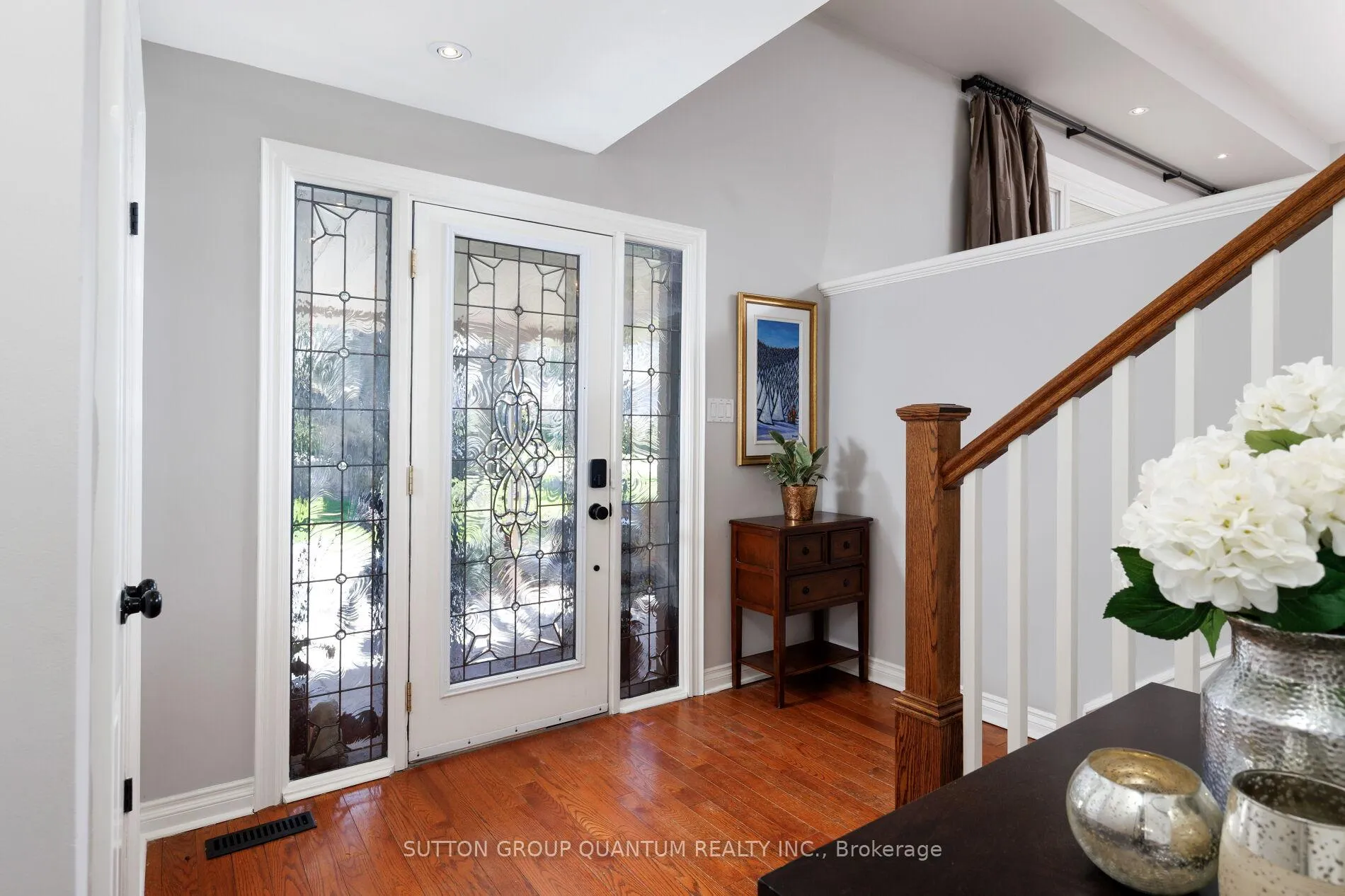 Photo 5 of 1211 Cloverbrae Crescent, Mississauga, Lorne Park — HOMEH