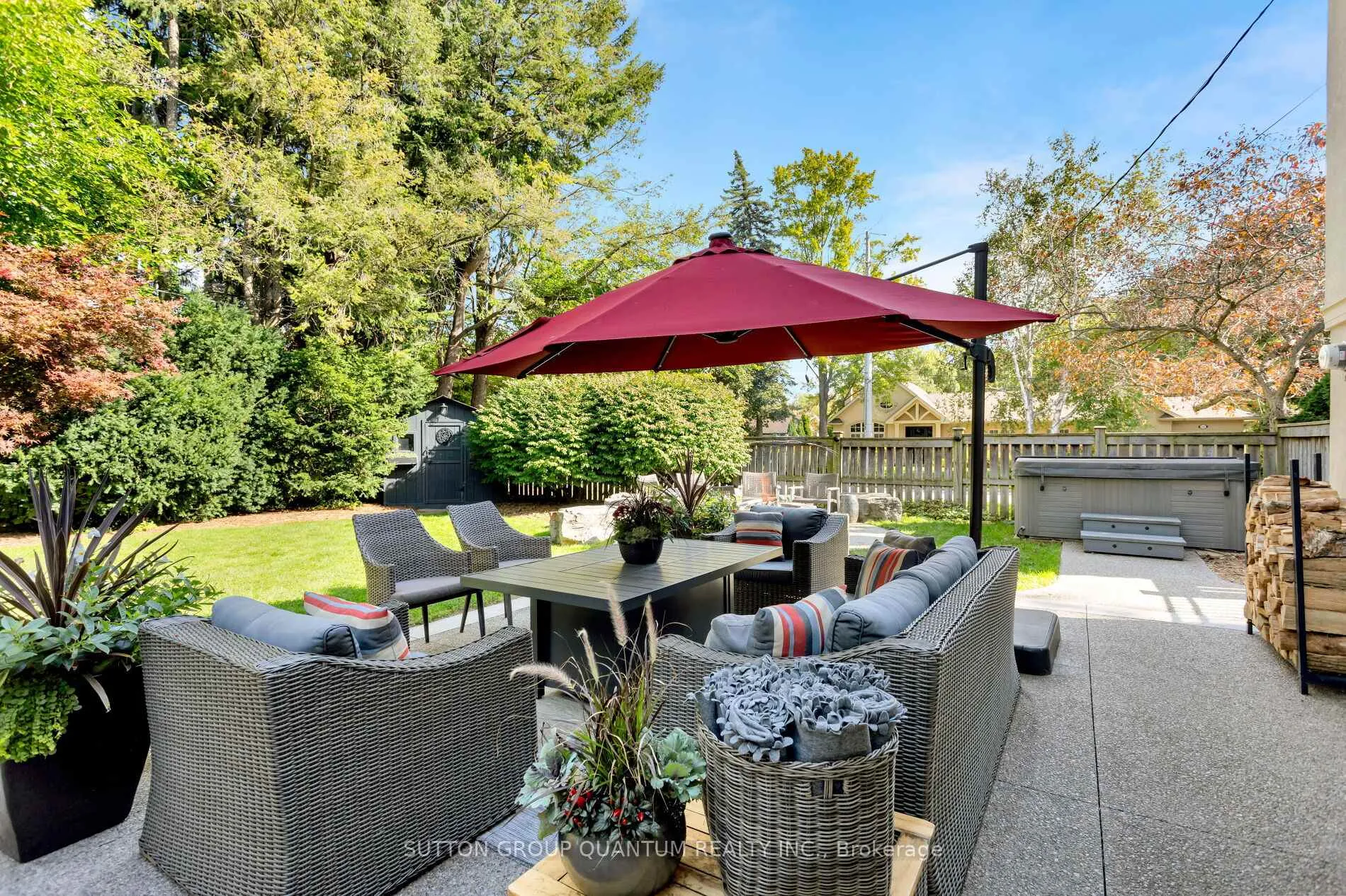 Photo 28 of 1211 Cloverbrae Crescent, Mississauga, Lorne Park — HOMEH