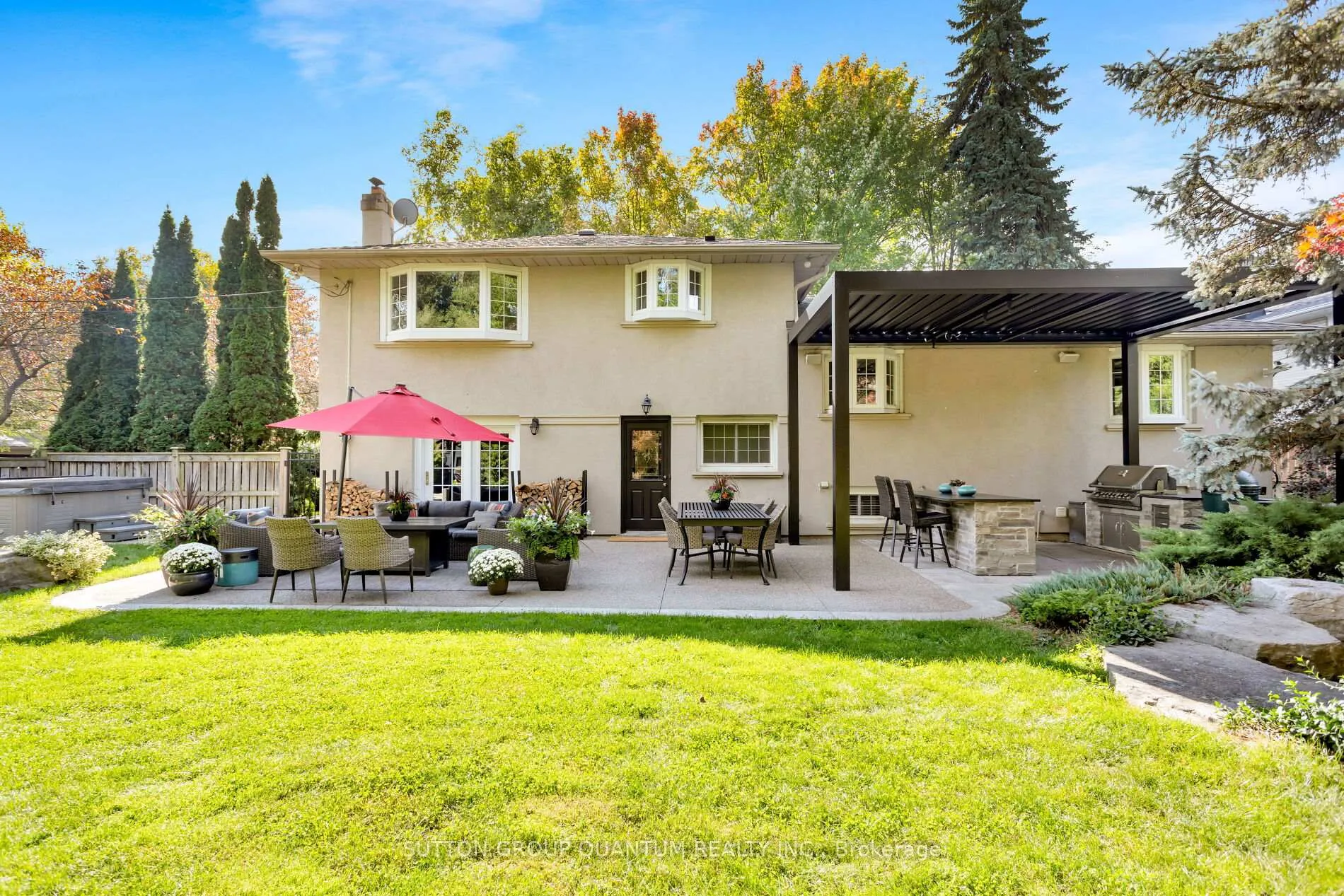 Photo 32 of 1211 Cloverbrae Crescent, Mississauga, Lorne Park — HOMEH