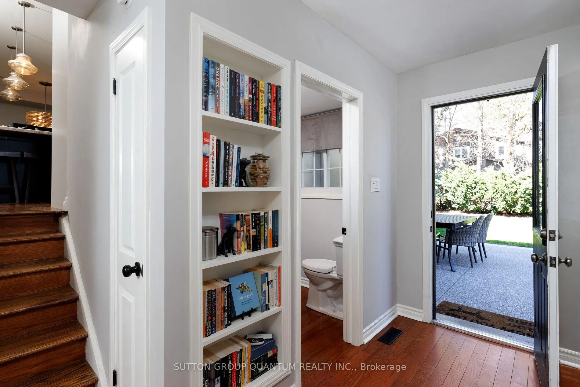 Photo 34 of 1211 Cloverbrae Crescent, Mississauga, Lorne Park — HOMEH