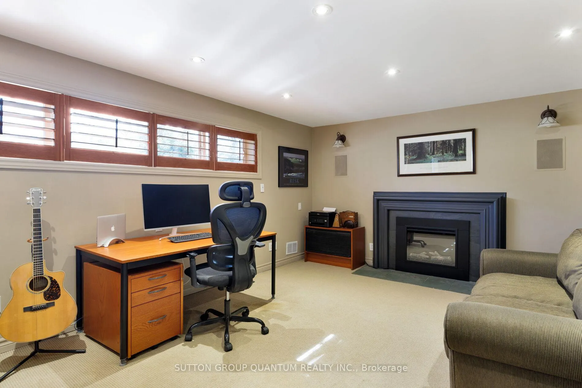 Photo 45 of 1211 Cloverbrae Crescent, Mississauga, Lorne Park — HOMEH