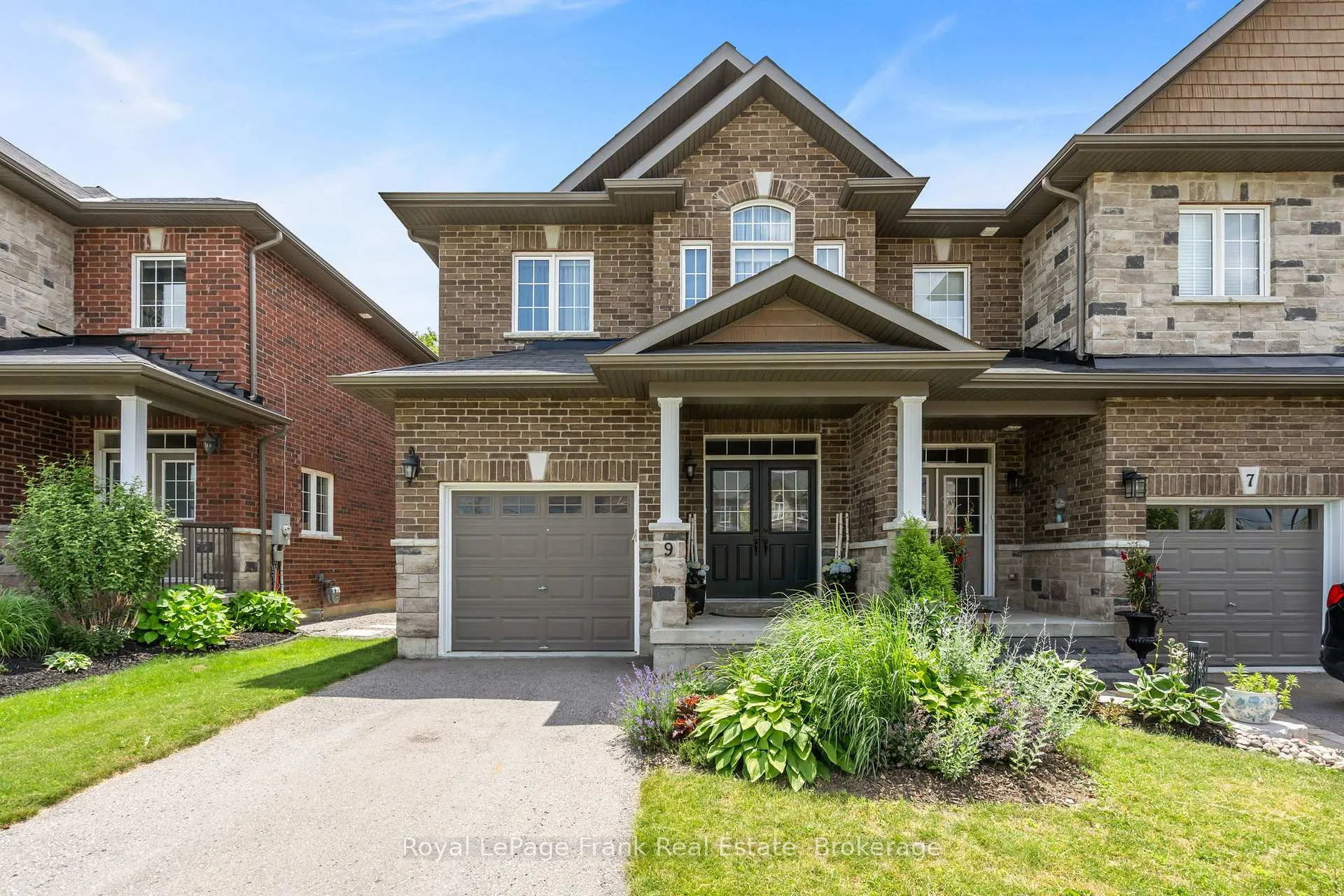Photo 2 of 9 Michael Cummings Court, Uxbridge — HOMEH