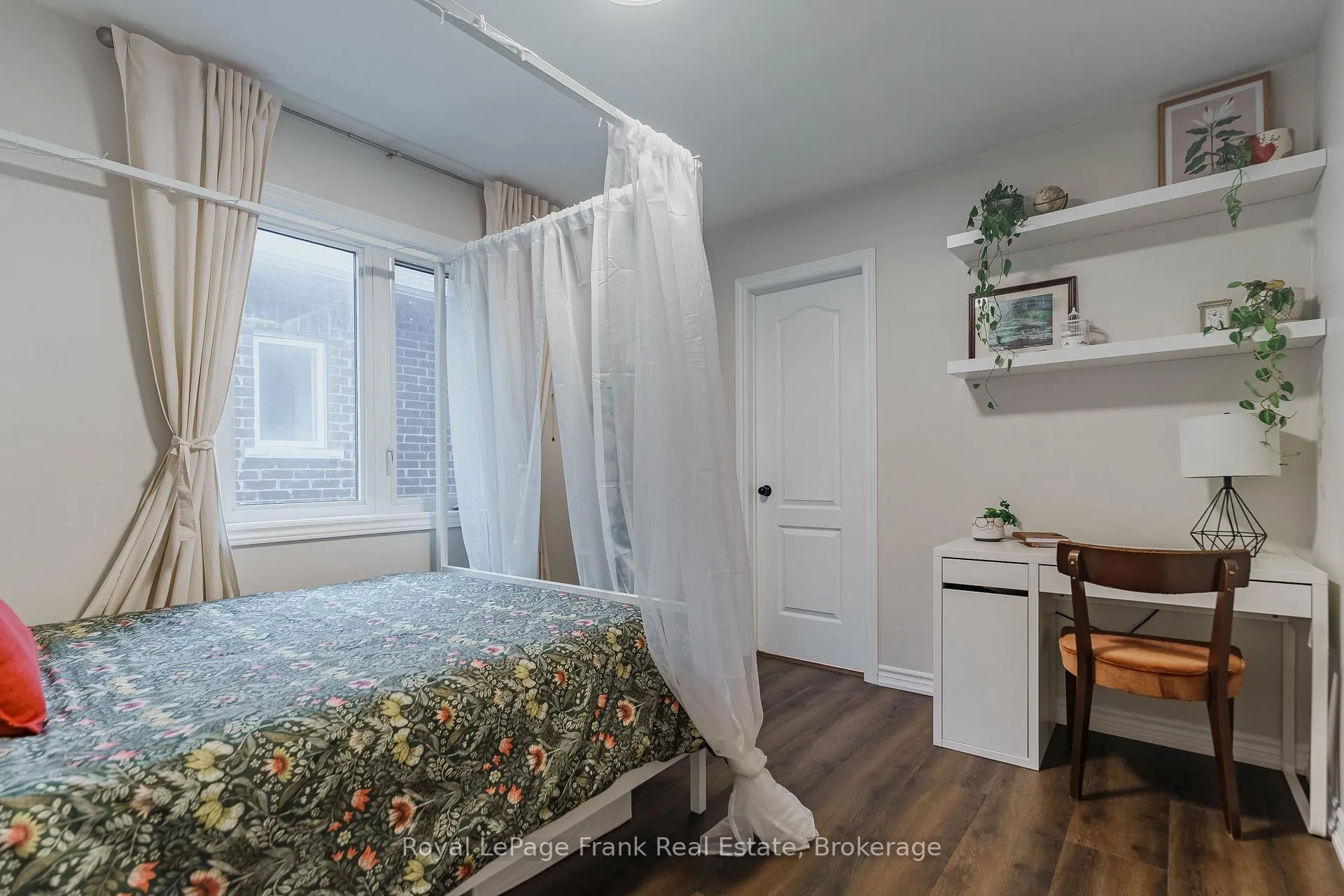 Photo 14 of 9 Michael Cummings Court, Uxbridge — HOMEH