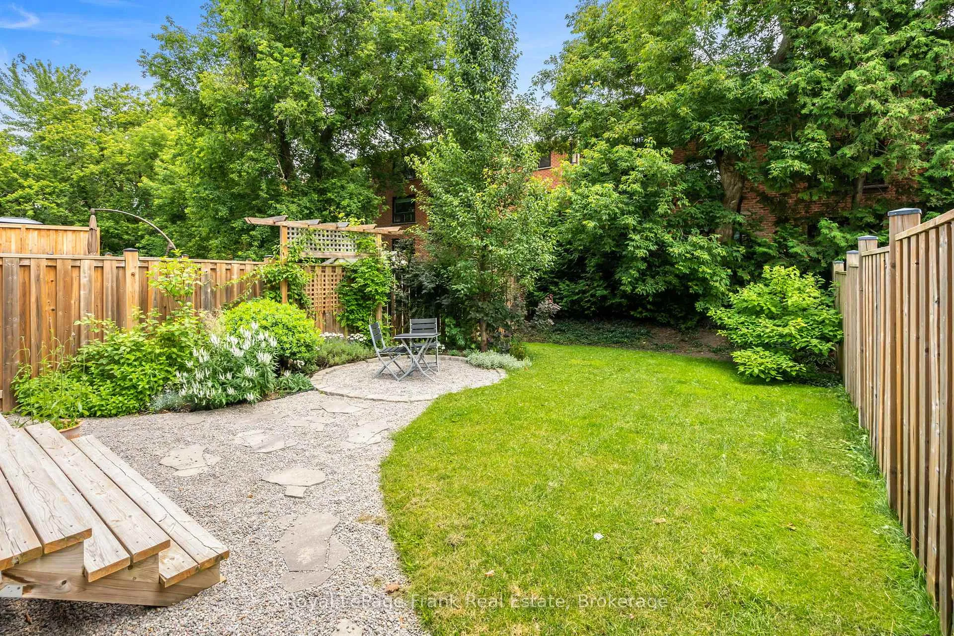 Photo 19 of 9 Michael Cummings Court, Uxbridge — HOMEH