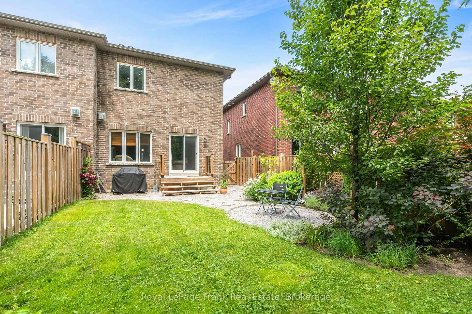 Photo 21 of 9 Michael Cummings Court, Uxbridge — HOMEH
