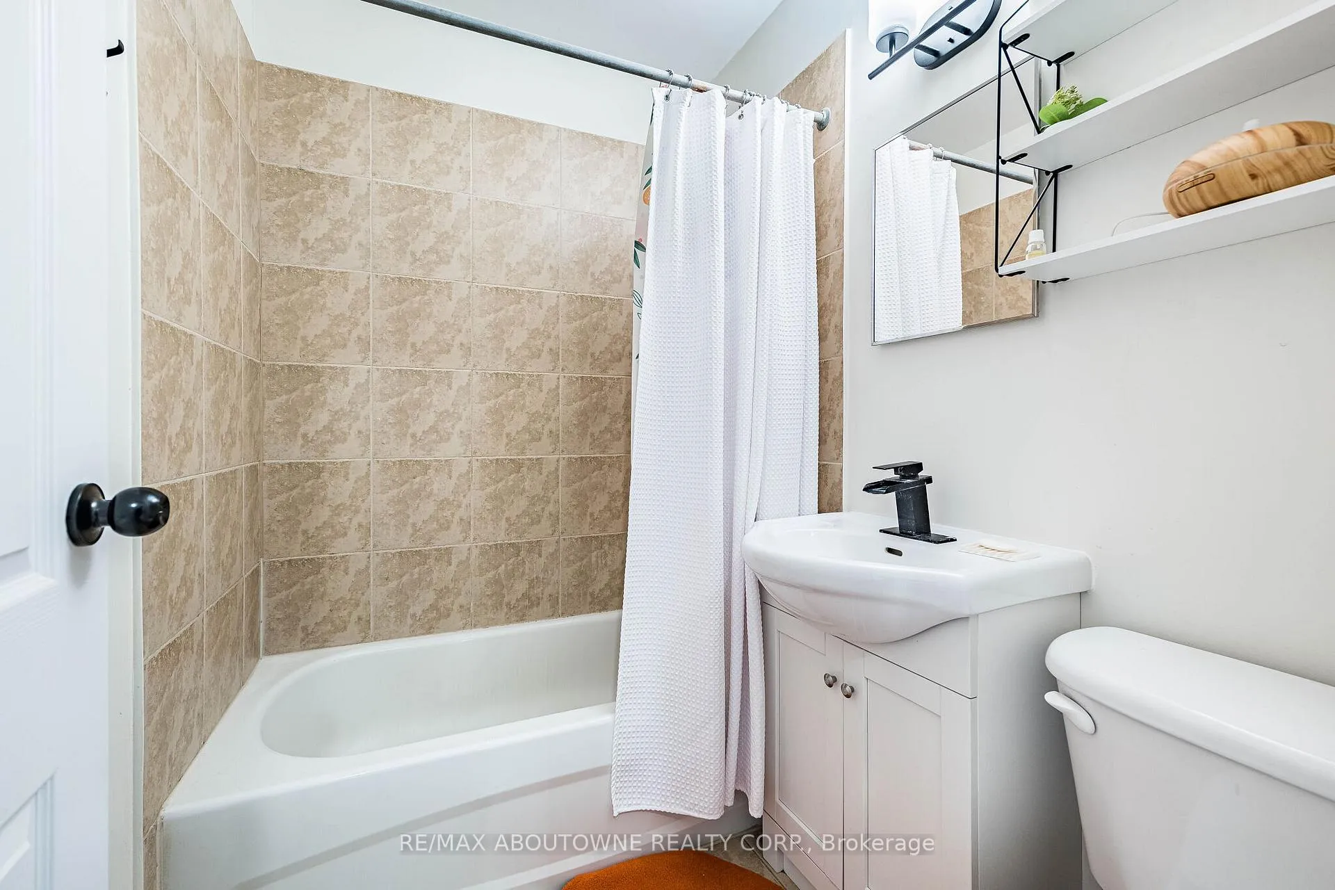 Photo 44 of Unit 203, 57 Mericourt Road, Hamilton, Ainslie Wood — HOMEH