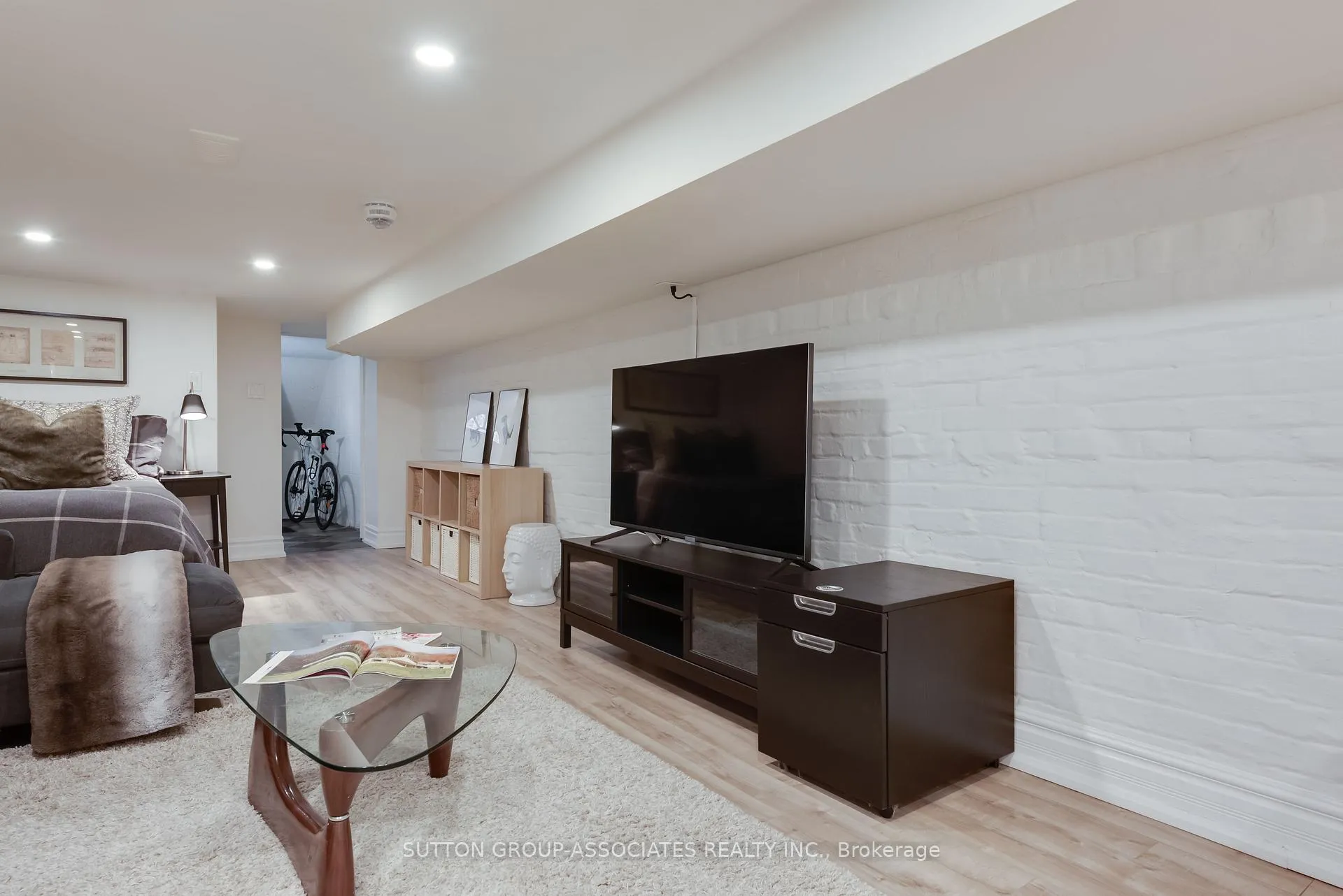 Photo 31 of 131 Ascot Avenue, Toronto, Corso Italia-Davenport — HOMEH