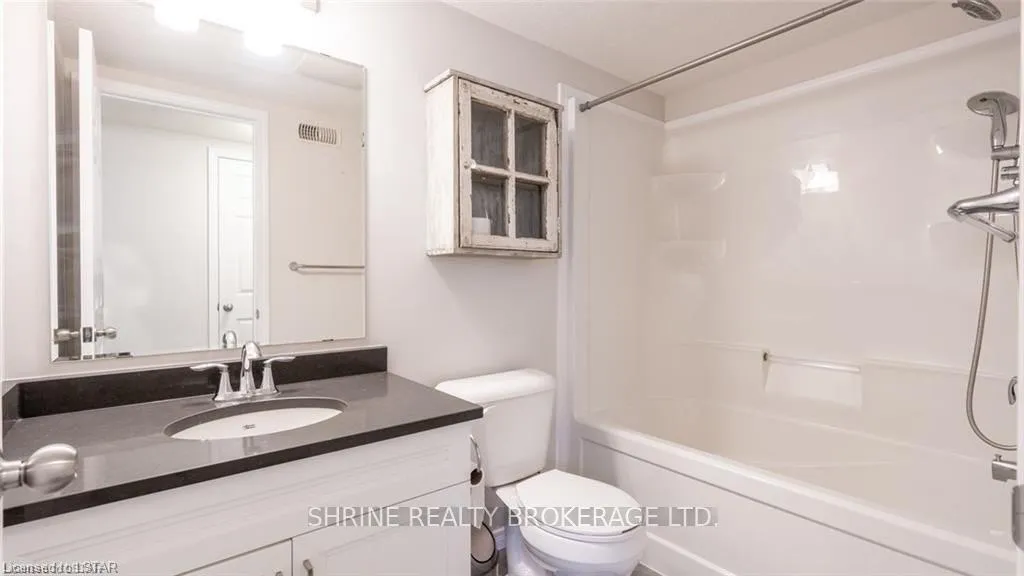 Photo 2 of Unit 59, 3200 Singleton Avenue, London, South W — HOMEH