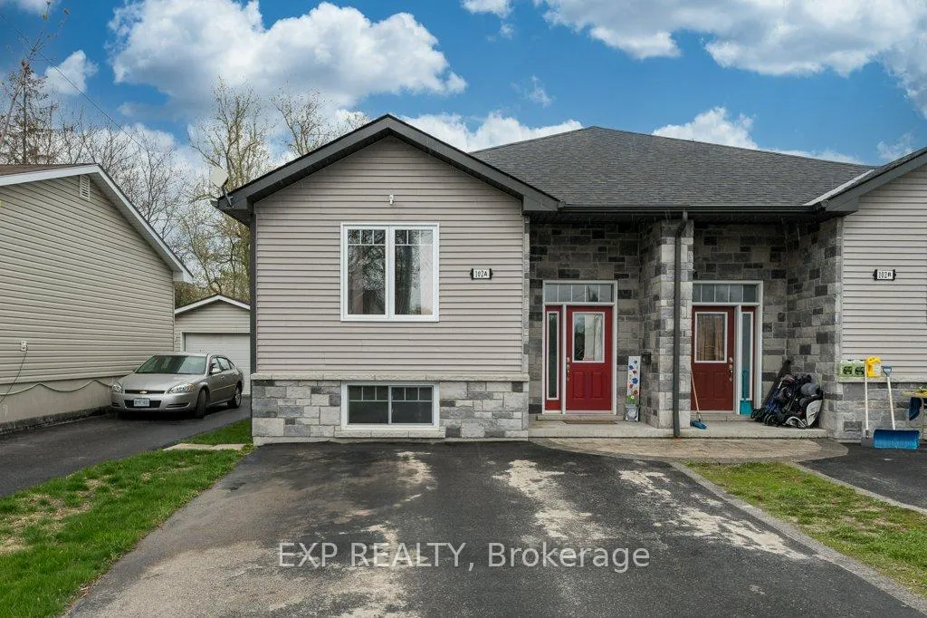 Photo 1 of Unit A, 102 Davis Street, Quinte West, Trenton Ward — HOMEH