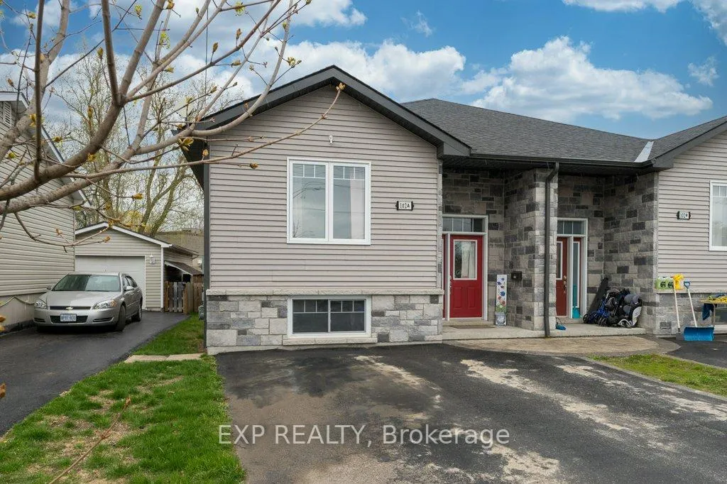 Photo 2 of Unit A, 102 Davis Street, Quinte West, Trenton Ward — HOMEH