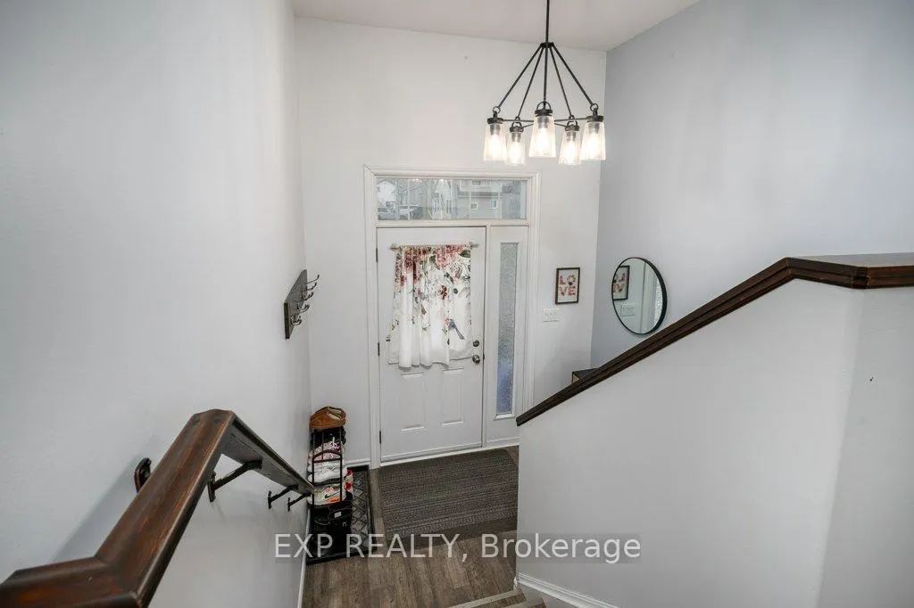 Photo 4 of Unit A, 102 Davis Street, Quinte West, Trenton Ward — HOMEH